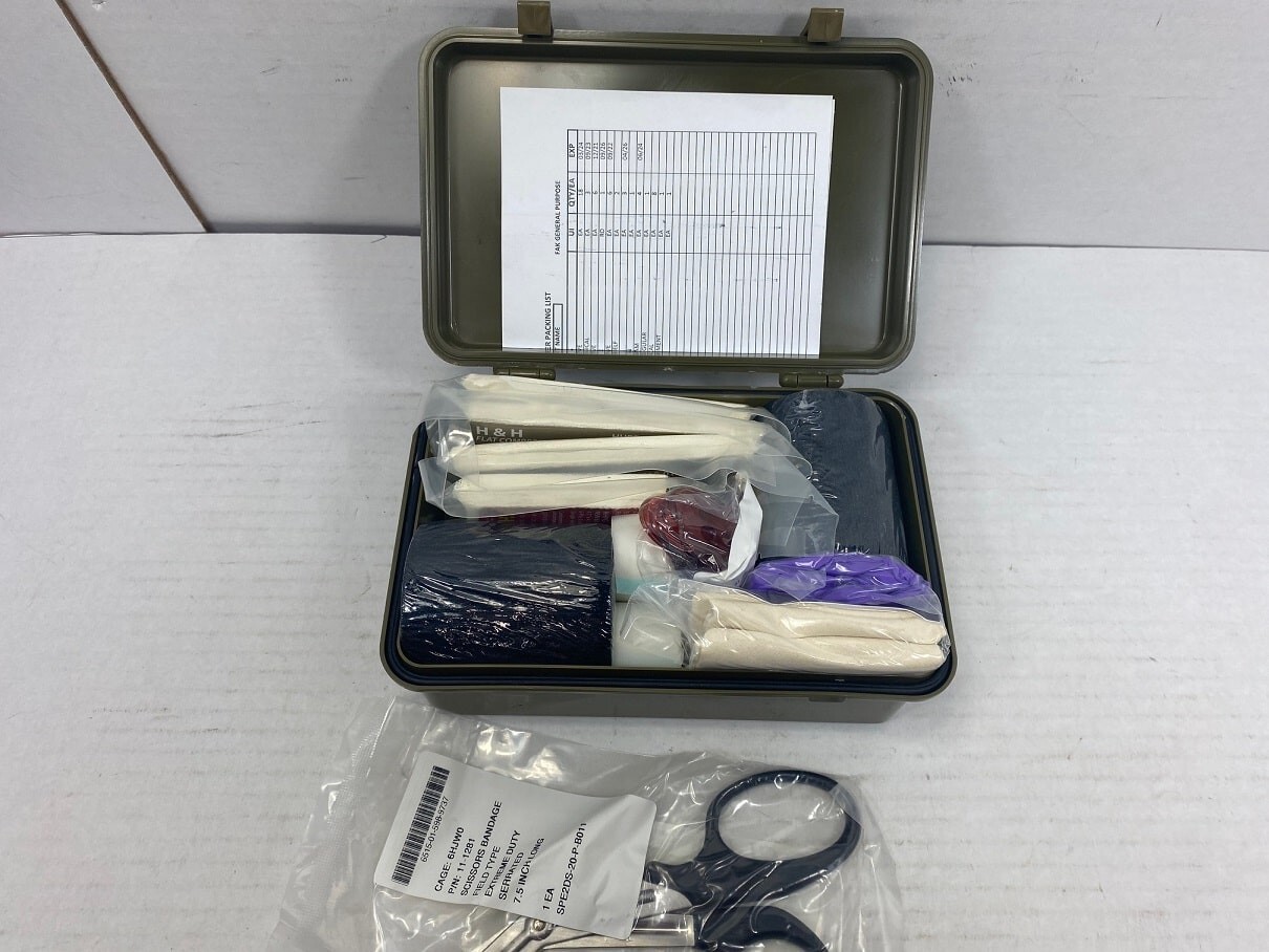 US MILITARY First Aid Kit Box , Complete
