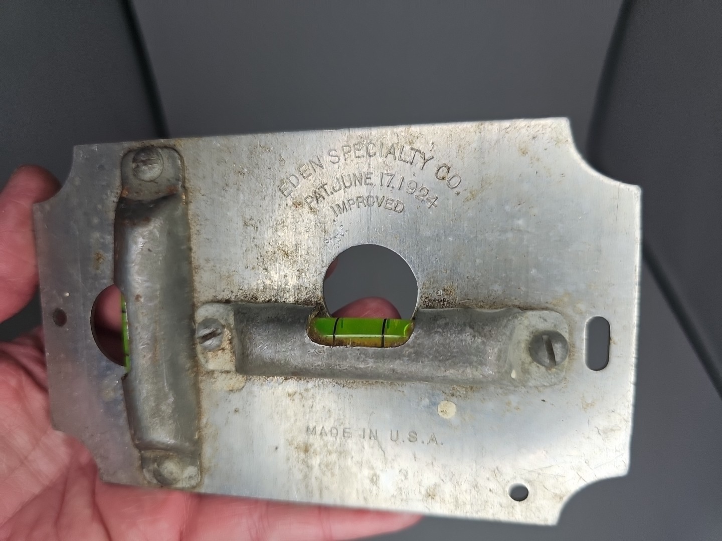 Eden Specialty Co. vintage line level tool 1924 patent aluminum brass