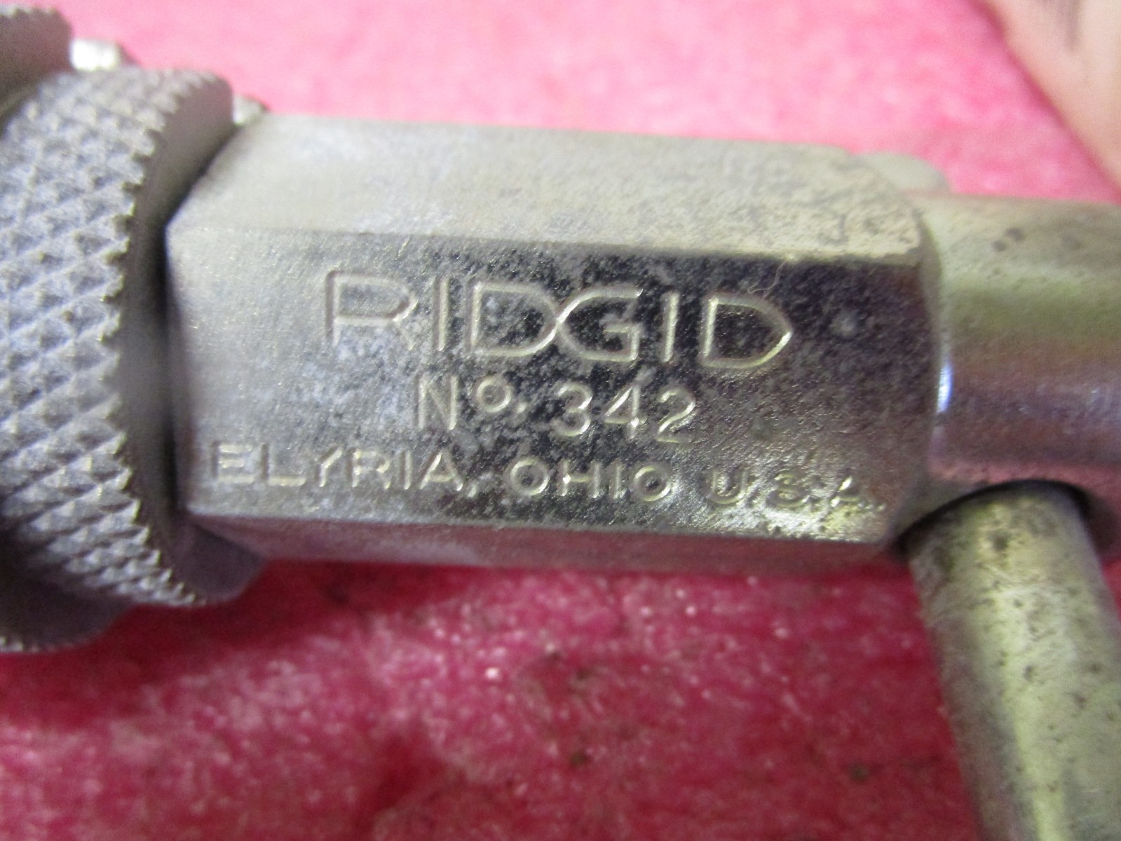 Ridgid 31405 342 Internal Wrench 4 1/2", 1" - 2" Pipe Capacity, 15/8 lbs