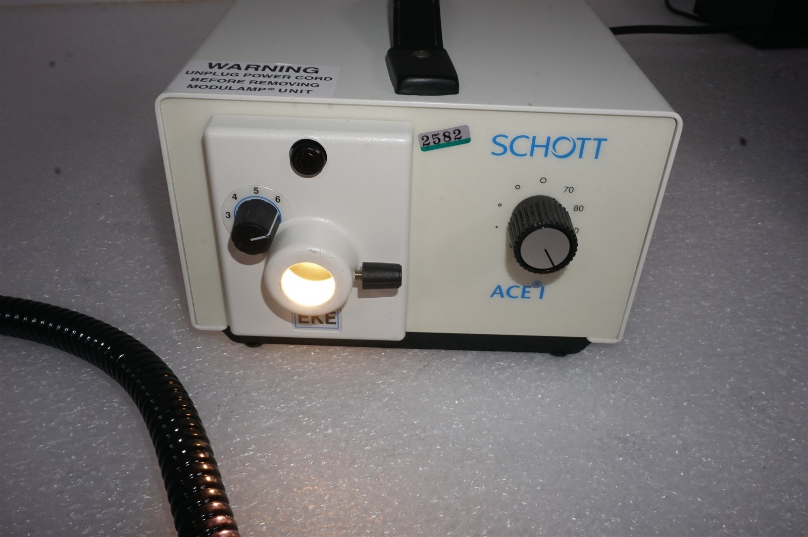 Schott 20520 Fiber Optic Source 150W W Iris, EKE Lamp, 107mm x 130mm Fiber Optic