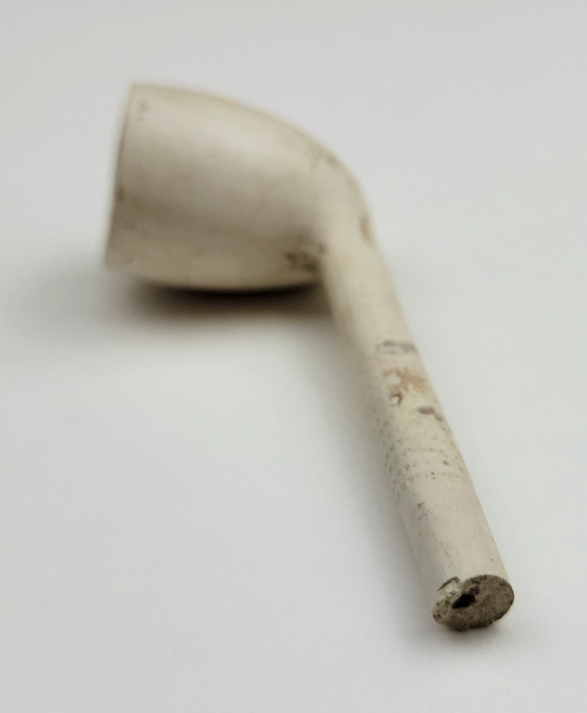3.625" Molded Kaolin Clay Trade Pipe - South Dakota - J. Aplan Coll. Artifact