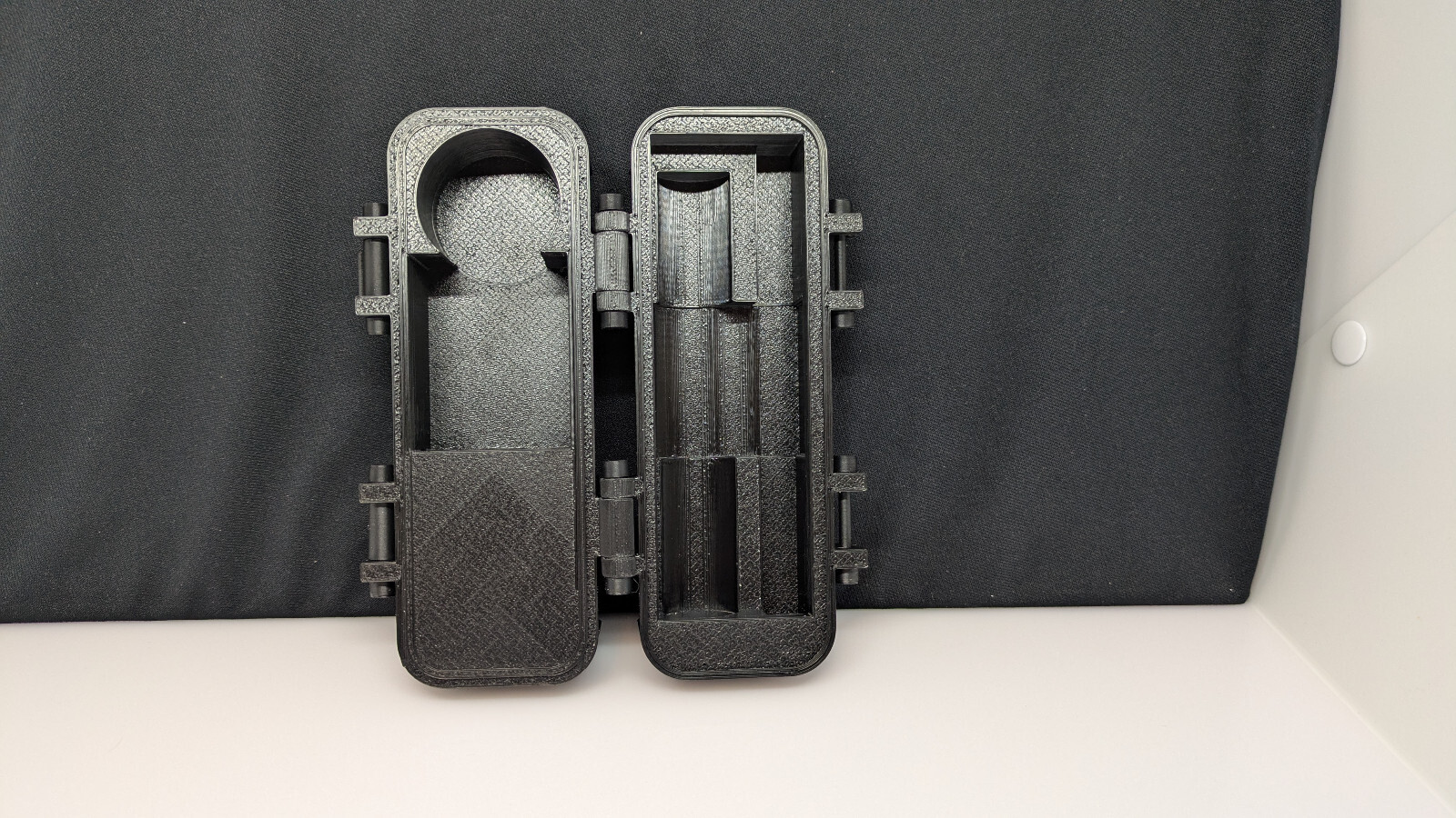 BLEMISHED Mini P U F F CO Pivot and Hot Knife Travel Case - Black Edition