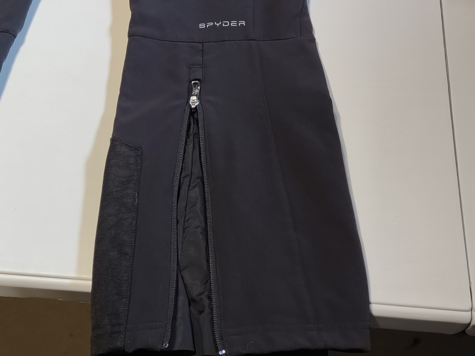 SPYDER - Winner Athletic Softshell Snow Pants - Black - Size 8