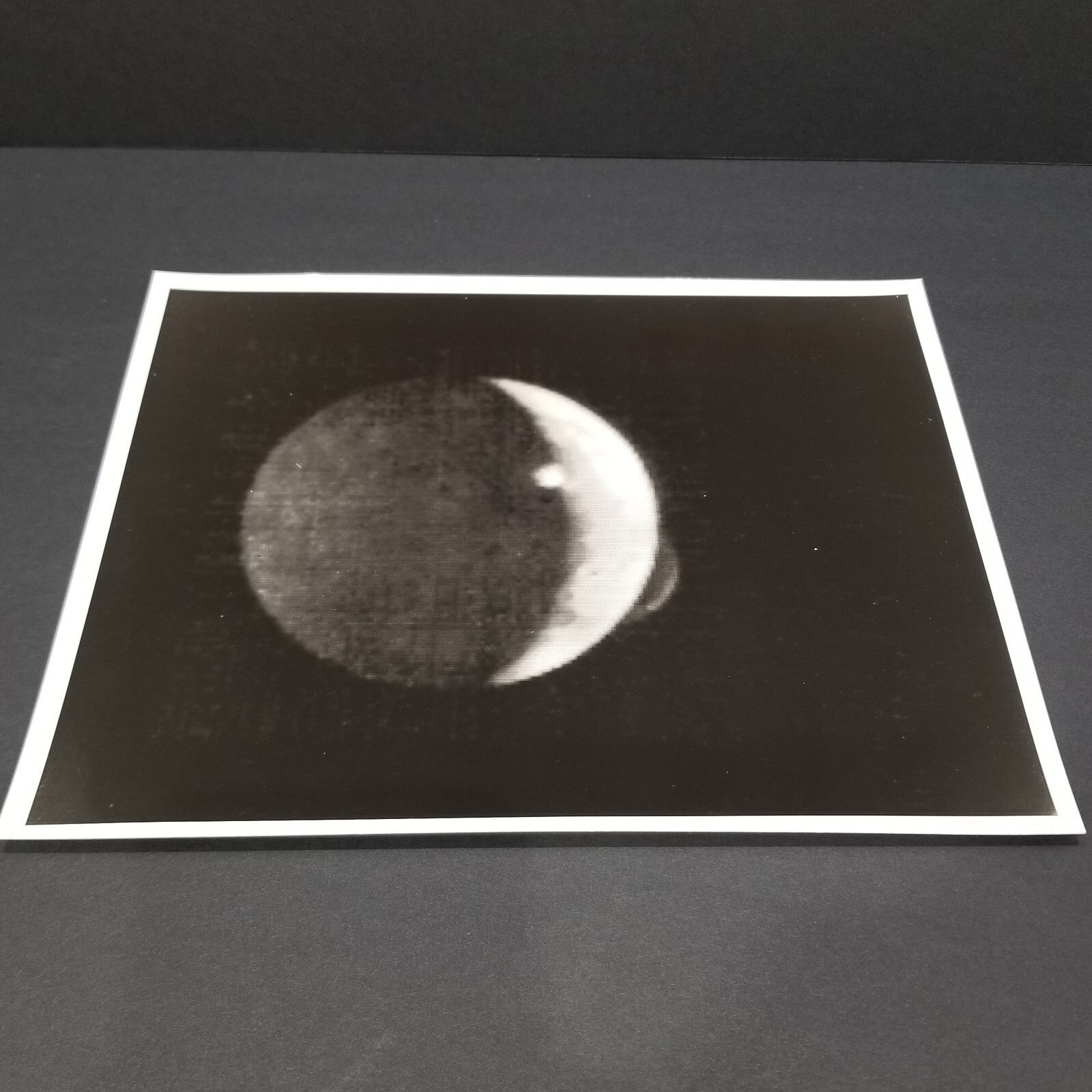 ORIGINAL NASA VOYAGER 1 PHOTO JUPITER'S MOON IO, KODAK PAPER JPL 1979 RARE MINT