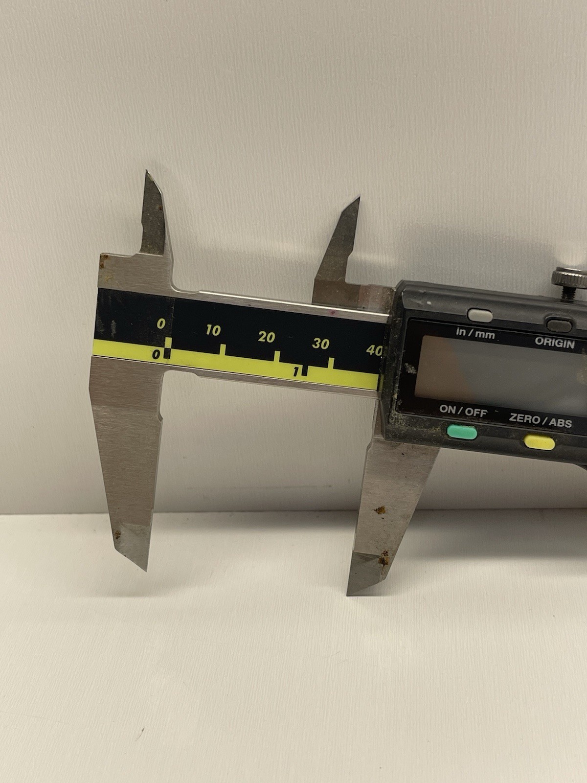 Mitutoyo 6in/150mm Digital Caliper 500-196-30 Model No. CD-6" CS, Made in Japan