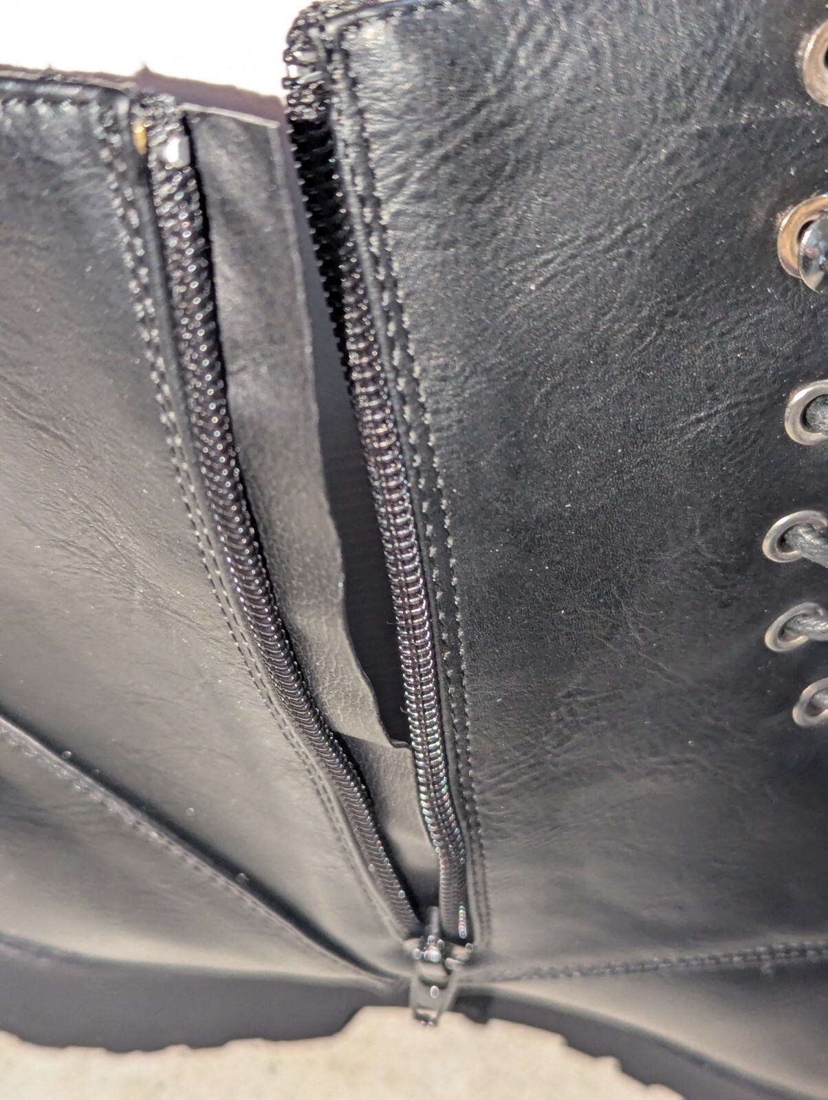 Cinak Women's Size 8 Black Combat Style Boots Zip Compartment