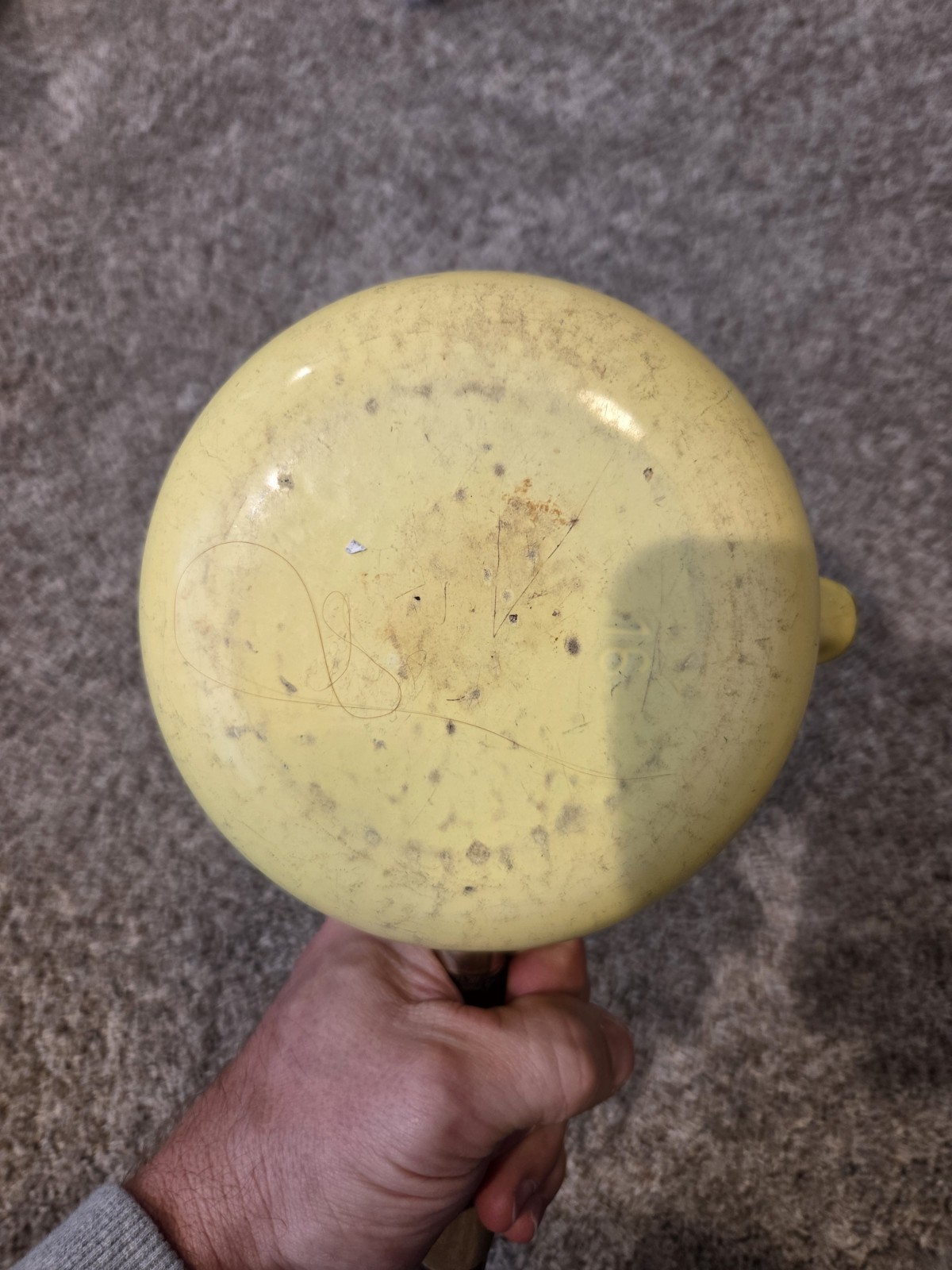 Vintage Enamelware Over Cast Iron Yellow Saucepan With Spout & Wooden Handle MCM