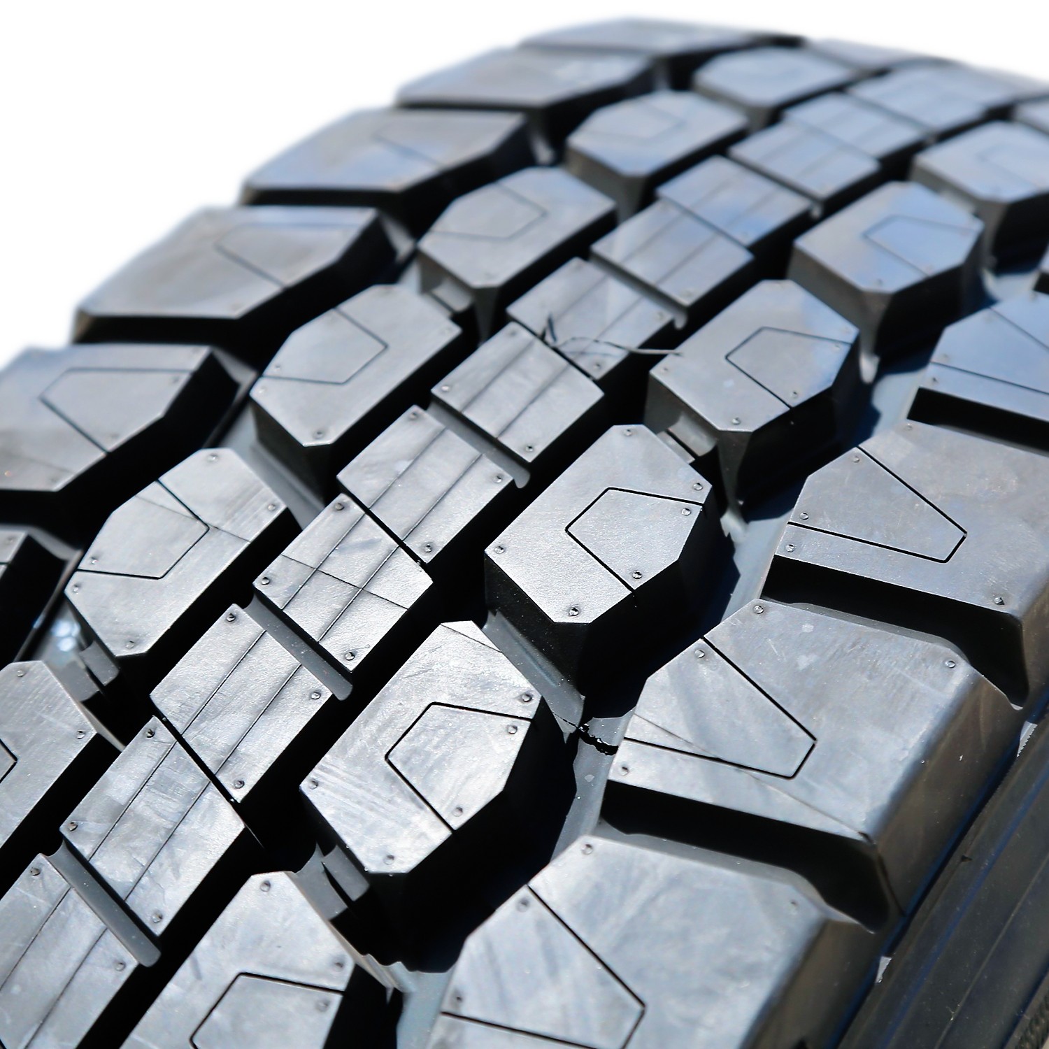 4 Tires Fortune FDR601 ET 225/70R19.5 Load G 14 Ply Drive Commercial