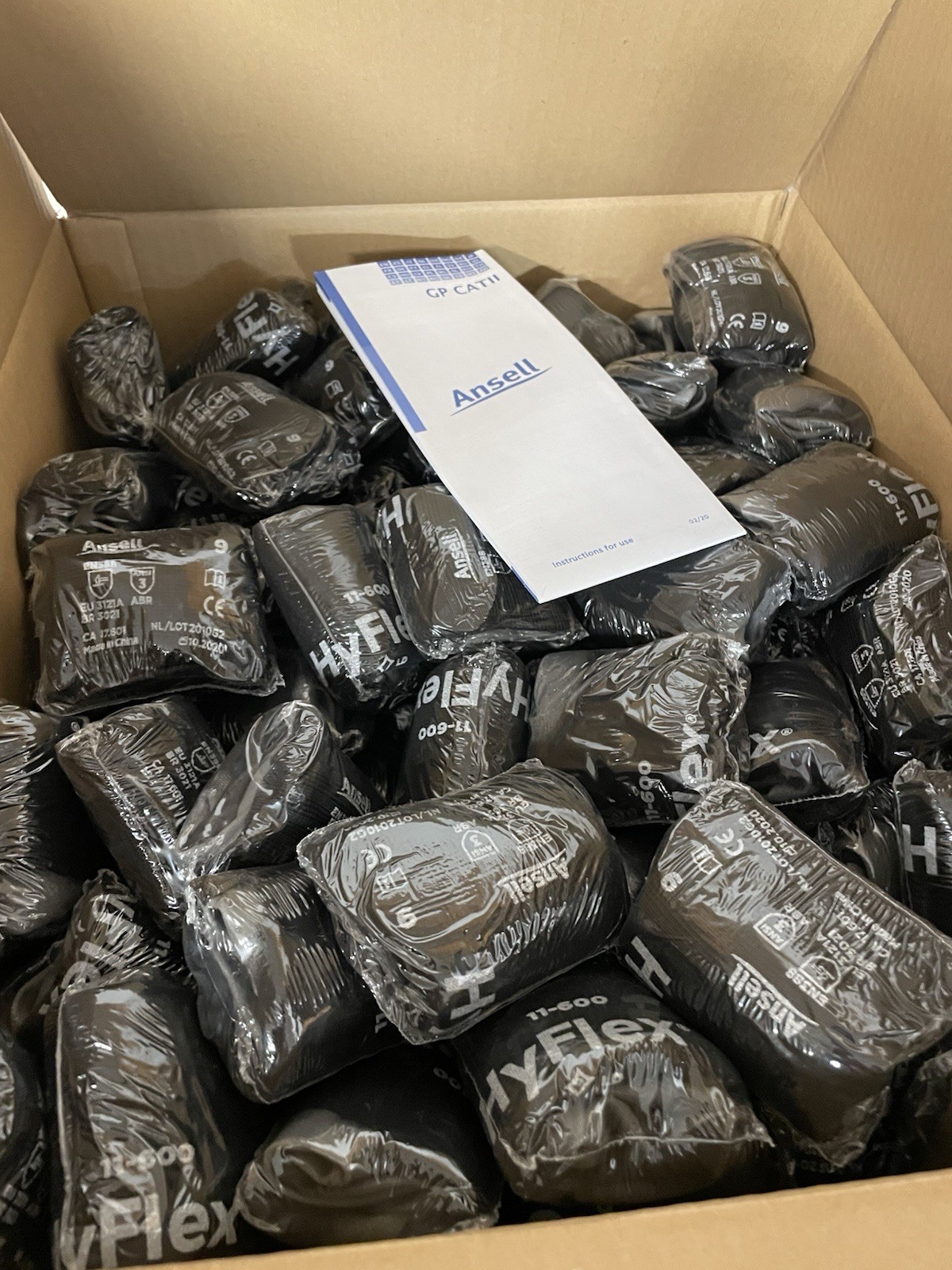 (144) Pair Ansell HyFlex 11-600 Size 9 (Large) Gloves