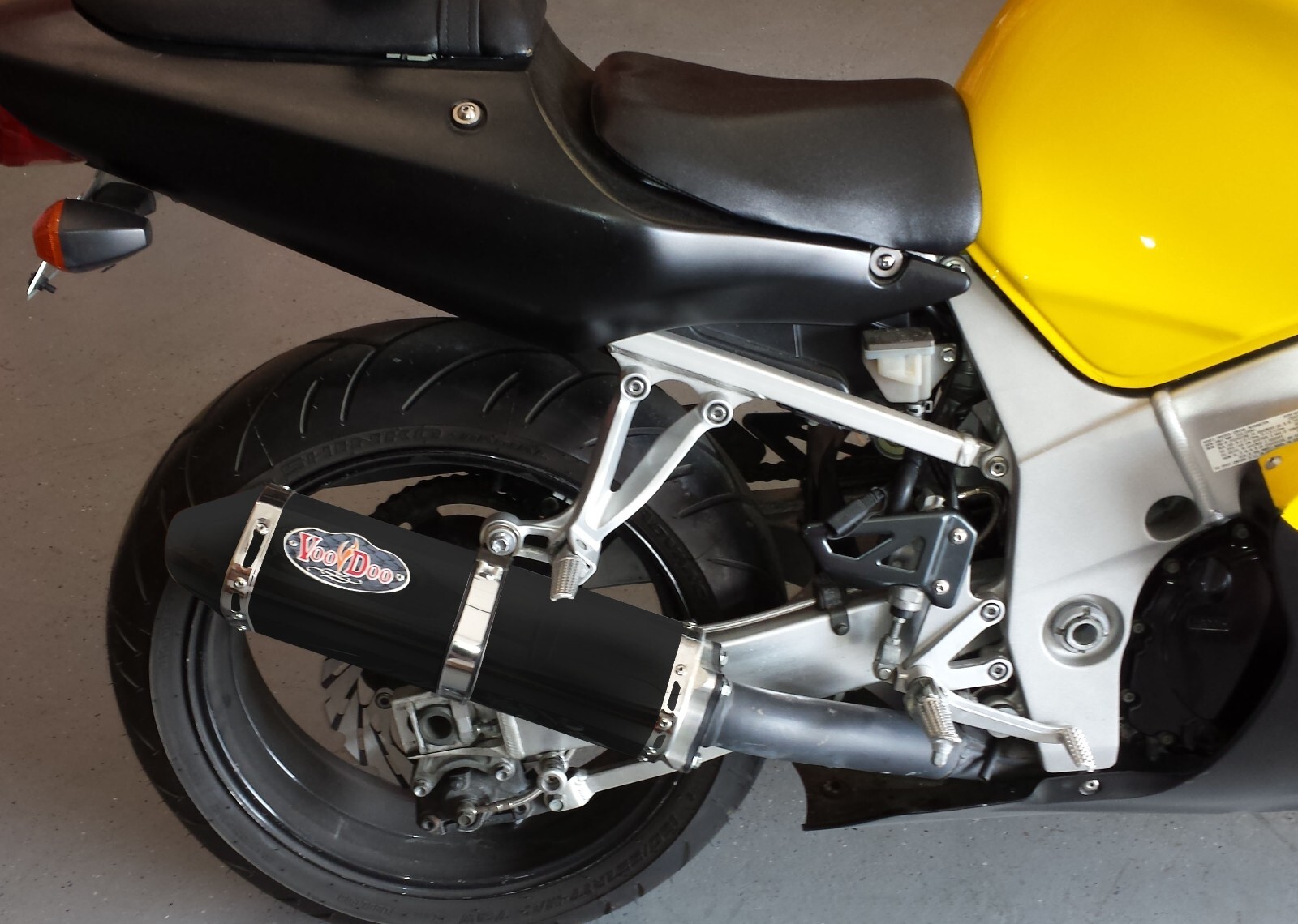 FACTORY CLEARANCE Exhaust Suzuki GSX-R 01-05 600, 00-05 750, 01-04 1000 Black