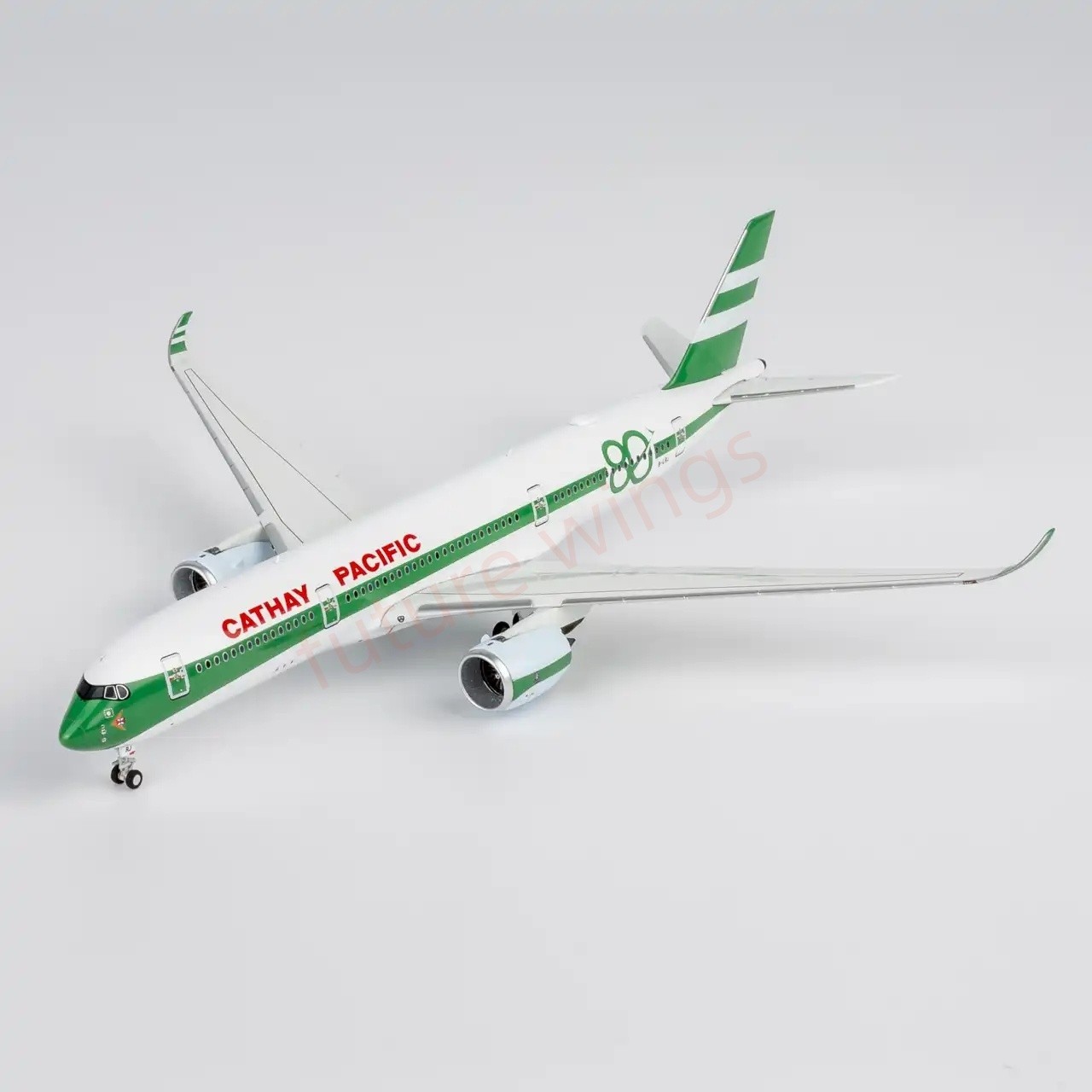 1:400 NG Models NG39129 Cathay Pacific A350-900 B-LRJ "80Years"+Free Tractor