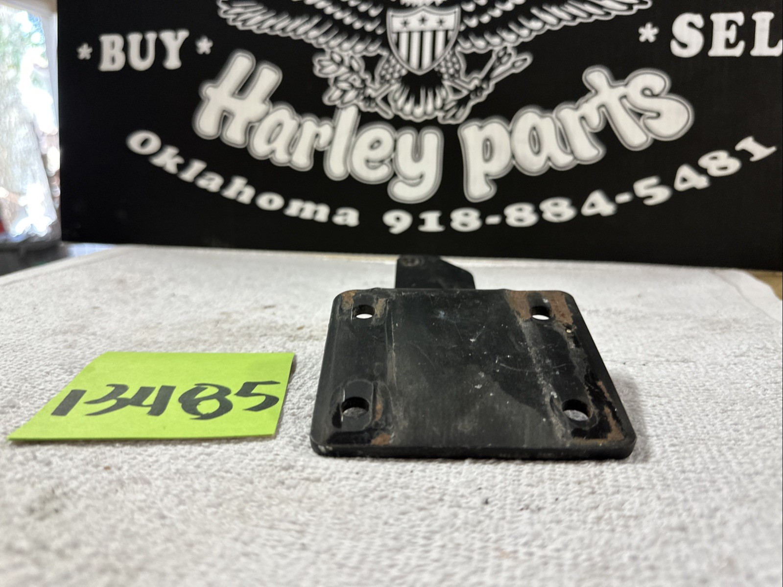 Harley Vance And & Hines Touring Exhaust Mount Bracket Used Header Head Pipe