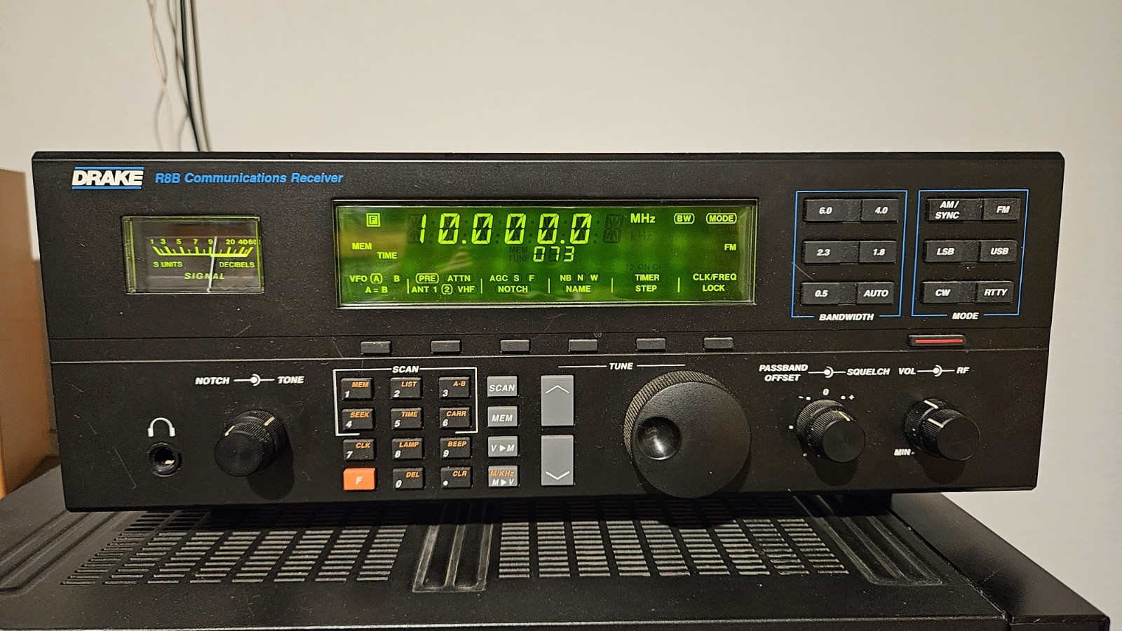 Drake R8B AM SW Ham Radio Shortwave Receiver ***PROUDLY MADE IN THE USA***