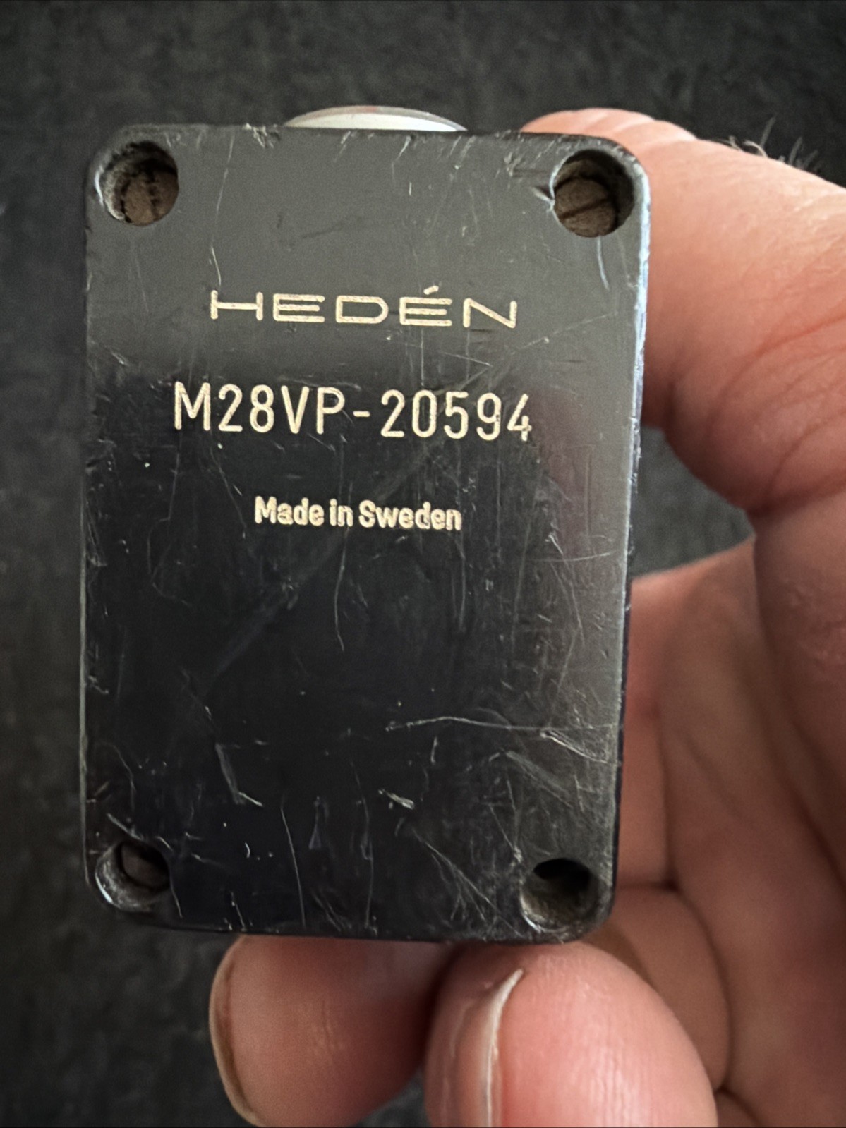 Heden M28VP-20594 Vertical High Torque Film Camera Follow Focus Lens Motor