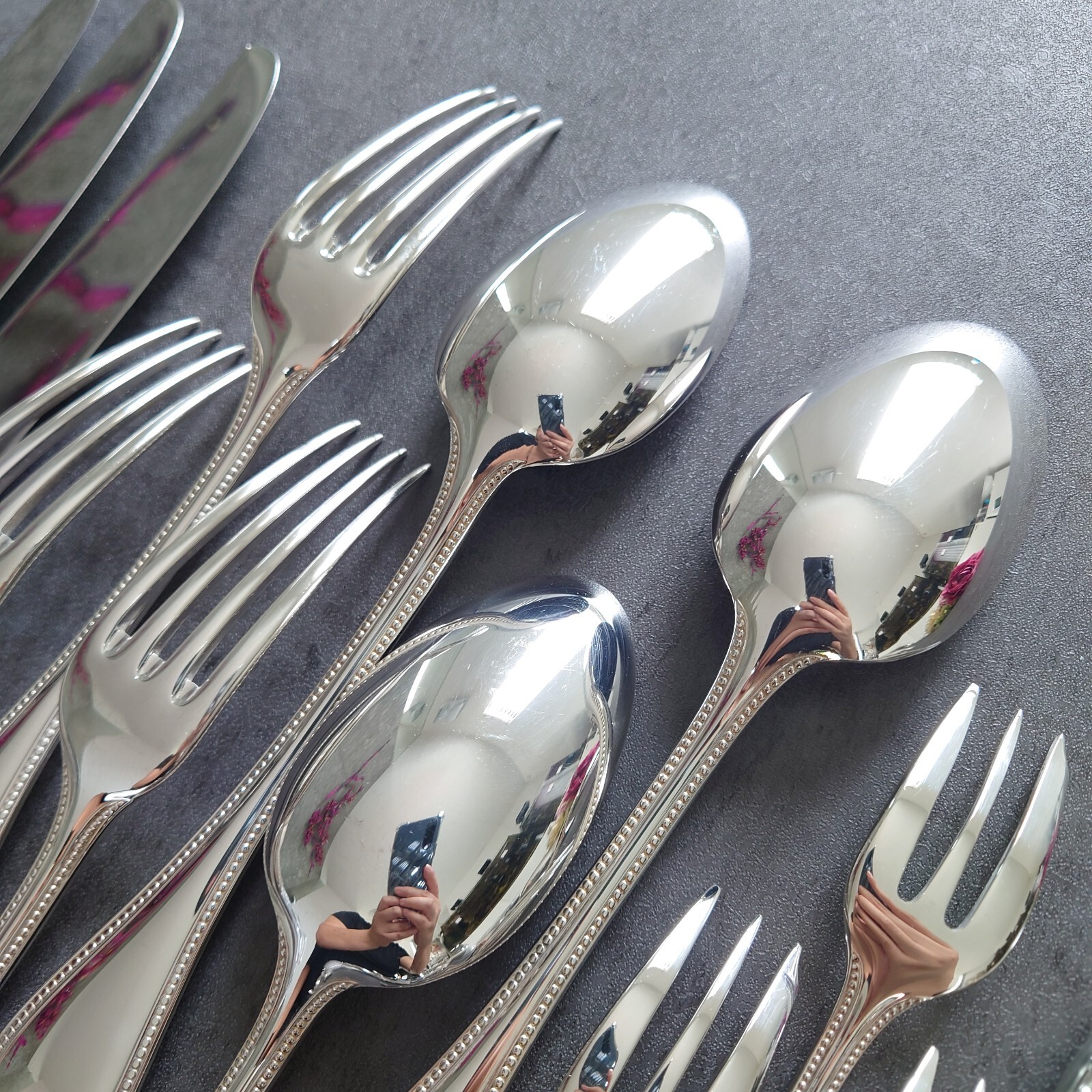 Christofle Perles 15pcs Silverplate Flatware Knife Fork Spoon Excellent