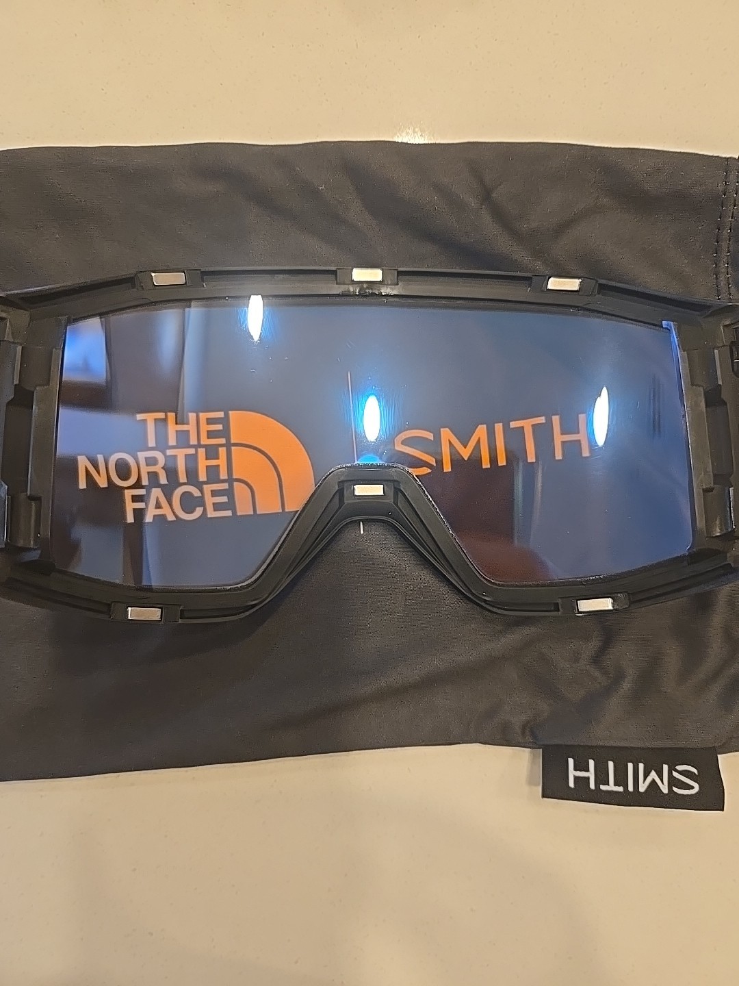The North Face Smith Squad Mag Goggle Chromapop Sun Black Gold Storm Blue Senson