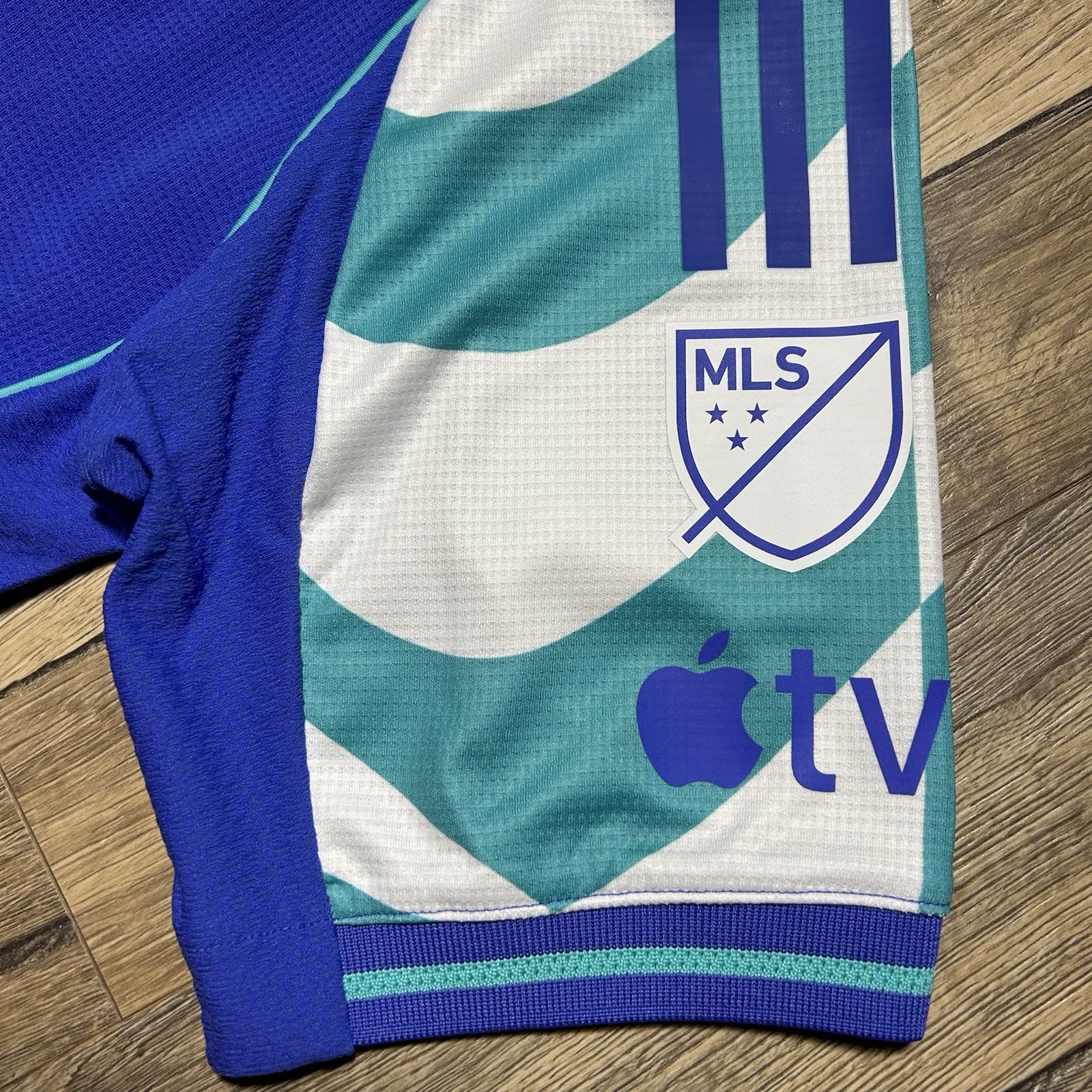 NWT Adidas Seattle Sounders 25/26 Authentic Third Soccer Jersey Mens M $150