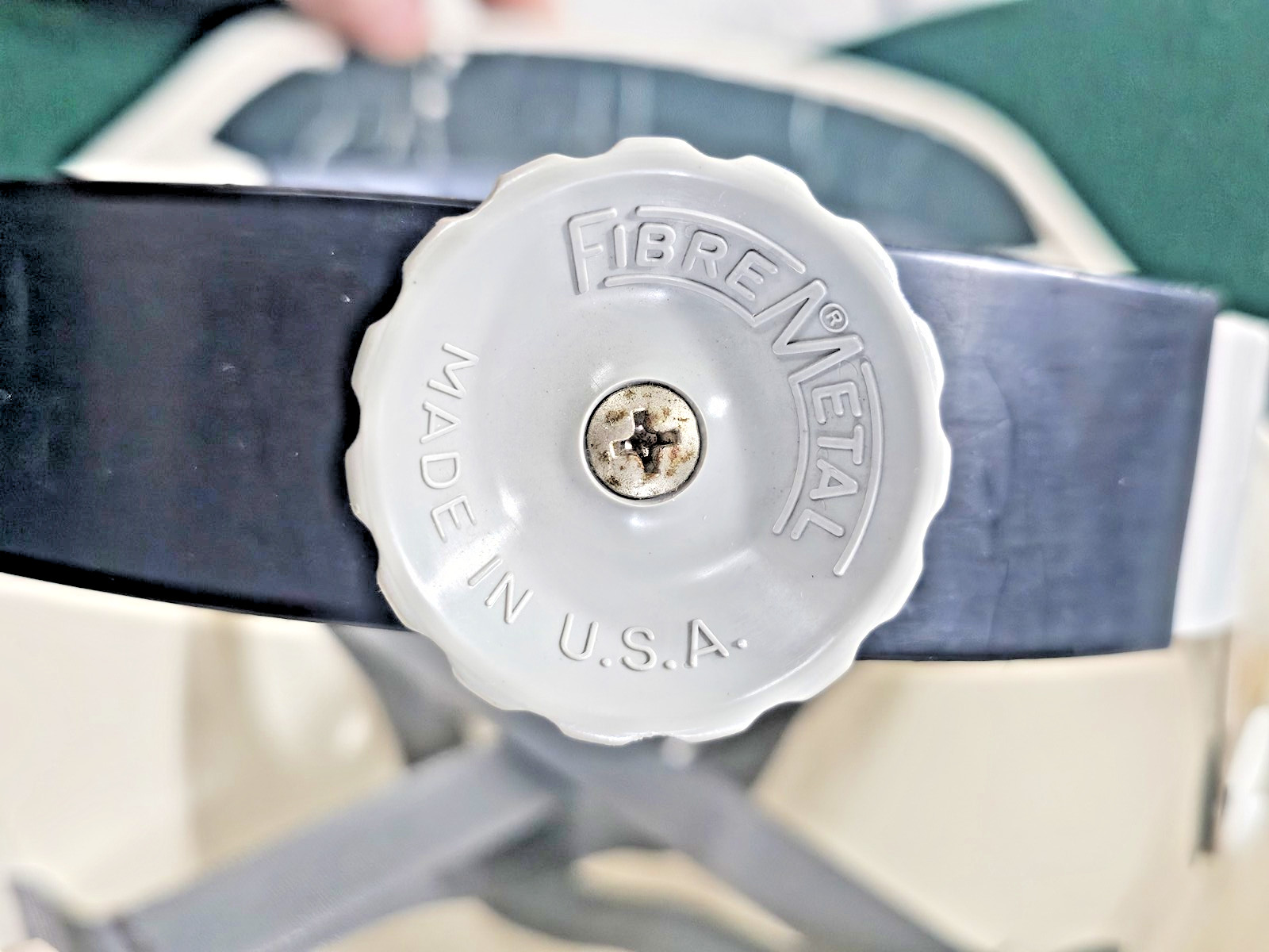 ✨Vintage Dupont 1986 Fibre-Metal Hard Hat Helmet w/Liner USA MADE in Chester PA✨