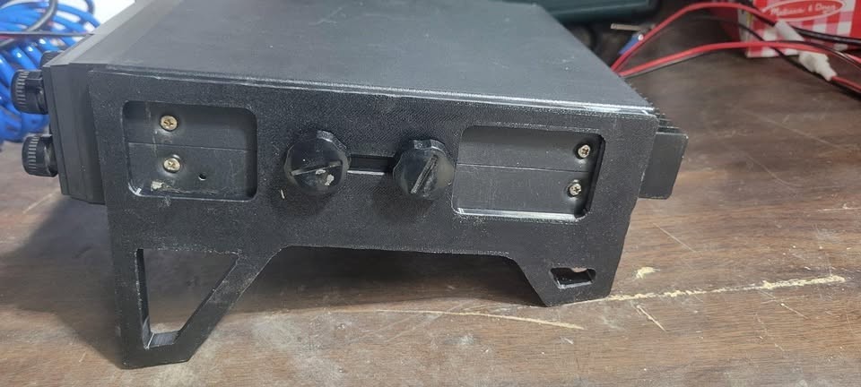 Universal bracket for a mobile cb great if you use your mobile as a base rci2950