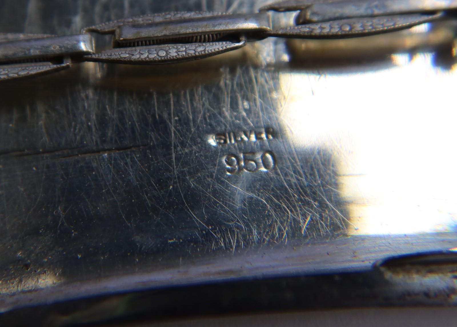 Japanese Mixed Metal 950 Silver Cigarette Case Mount Fuji circa 1920