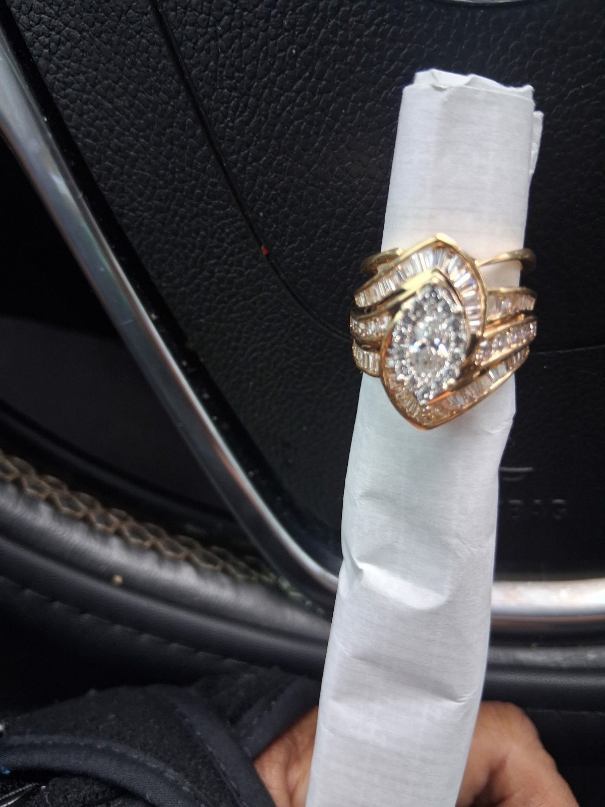 Yellow Gold Diamond Engagement & Wedding Ring Set Pear Shape Prong Setting