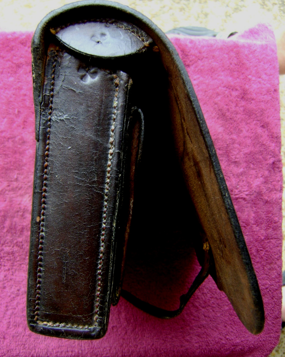 ORIGINAL US CIVIL WAR MODEL 1864 CARTRIDGE BOX w/TINS