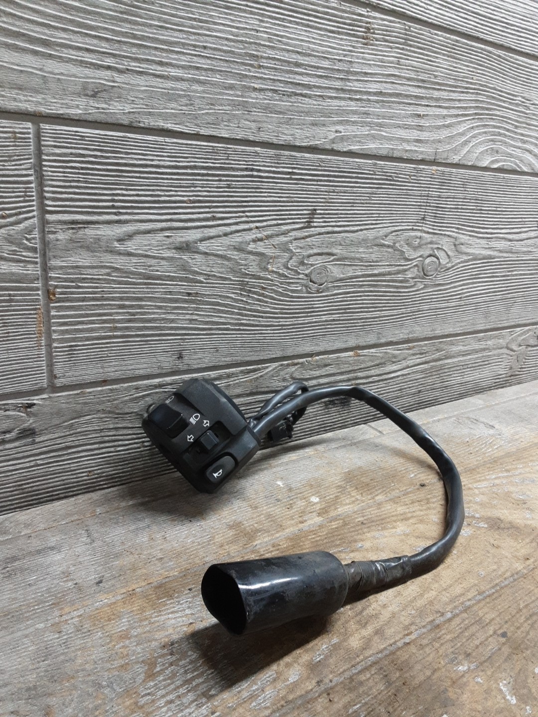 18-23 2018 KAWASAKI NINJA 400 EX400 LEFT CONTROL SWITCH TURN SIGNALS JR-712