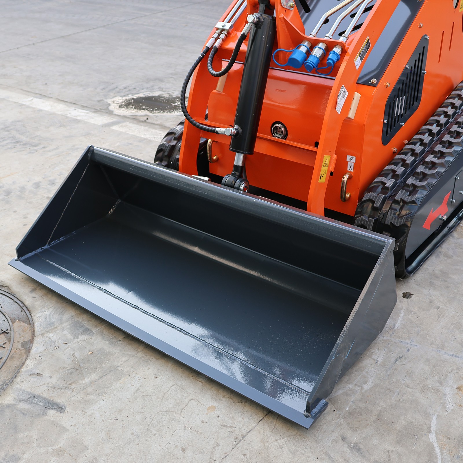 Mini Tracked Skid Steer Loader with Runtong Engine, New