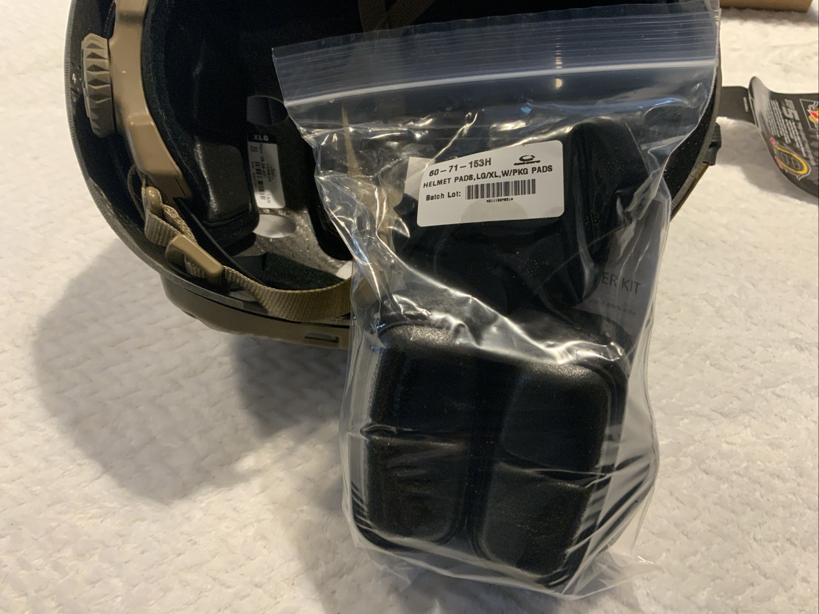 OPS-CORE FAST SF CARBON HELMET SYSTEM XLarge Tan Vented Lux Liner With OCC Dial