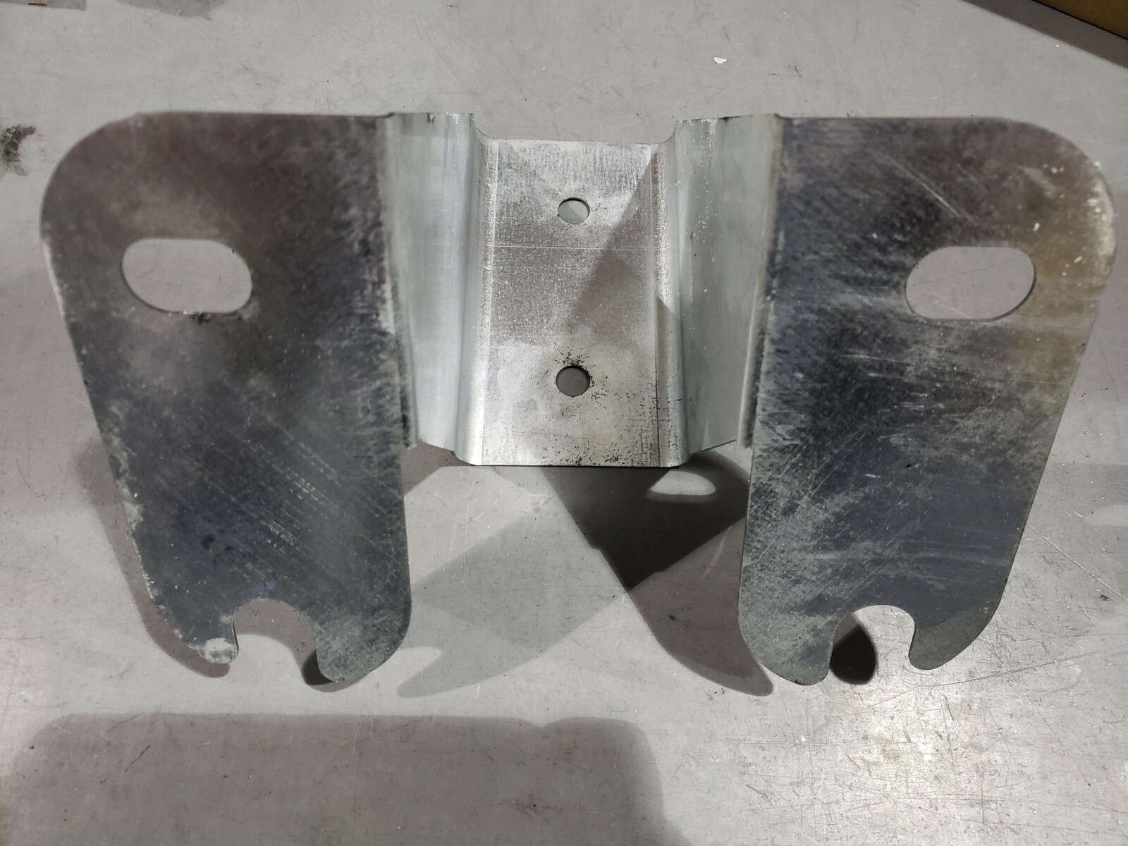 One Pair Hendrickson Haulmaax 460 Bolster Springs Wear Plate 64179-048 64179-037