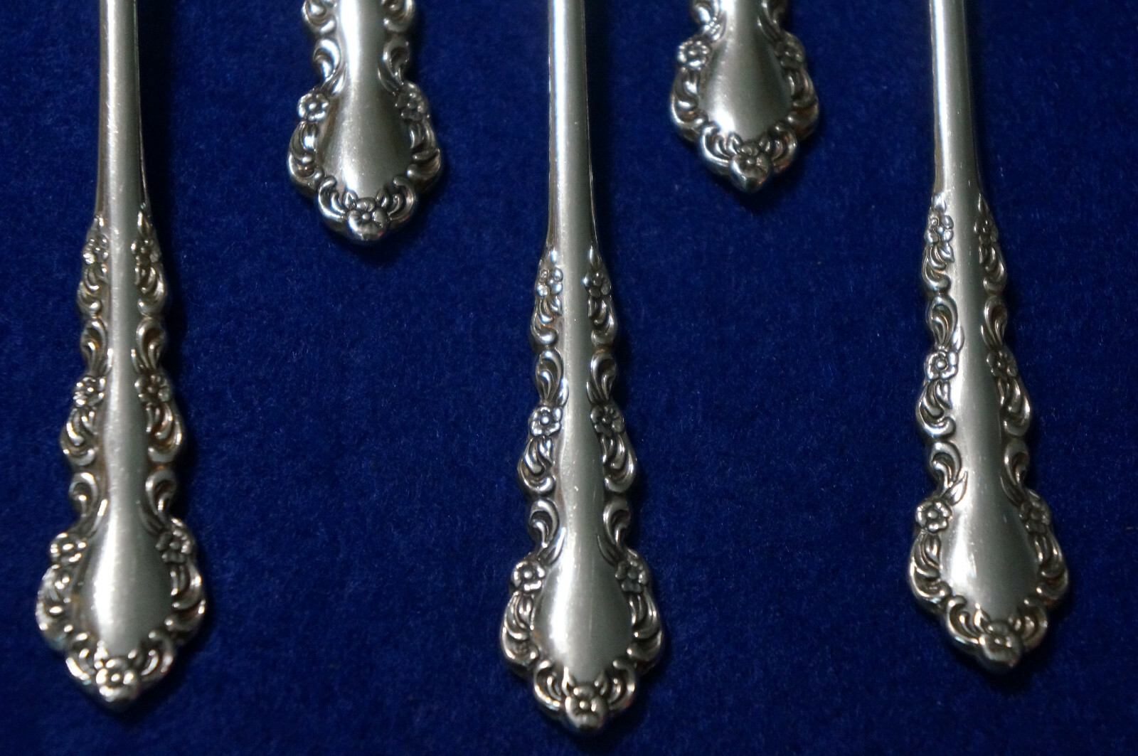 Oneida Shelley Heirloom Cube (5) Iced Tea Spoons