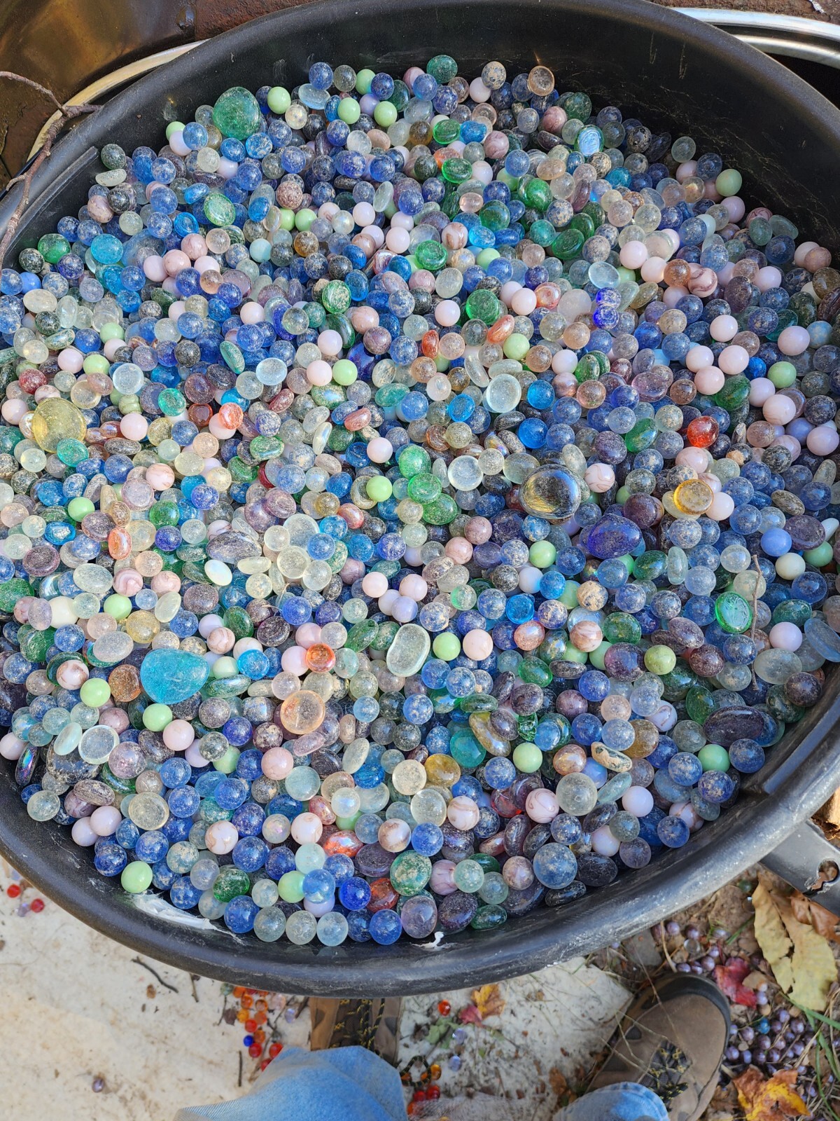 5 LBS MIXED MARBLES, FLAT GLASS MARBLES GEMS, VASE FILLERS, MOSAIC $19.99 PPD