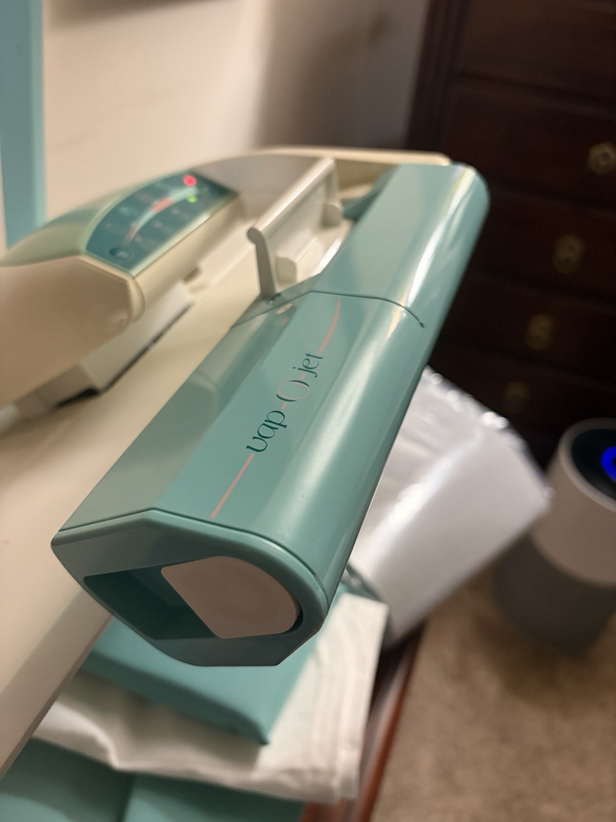 Elnapress Opal Professional Finish Swiss Ironing/Presser in Very Good Condition