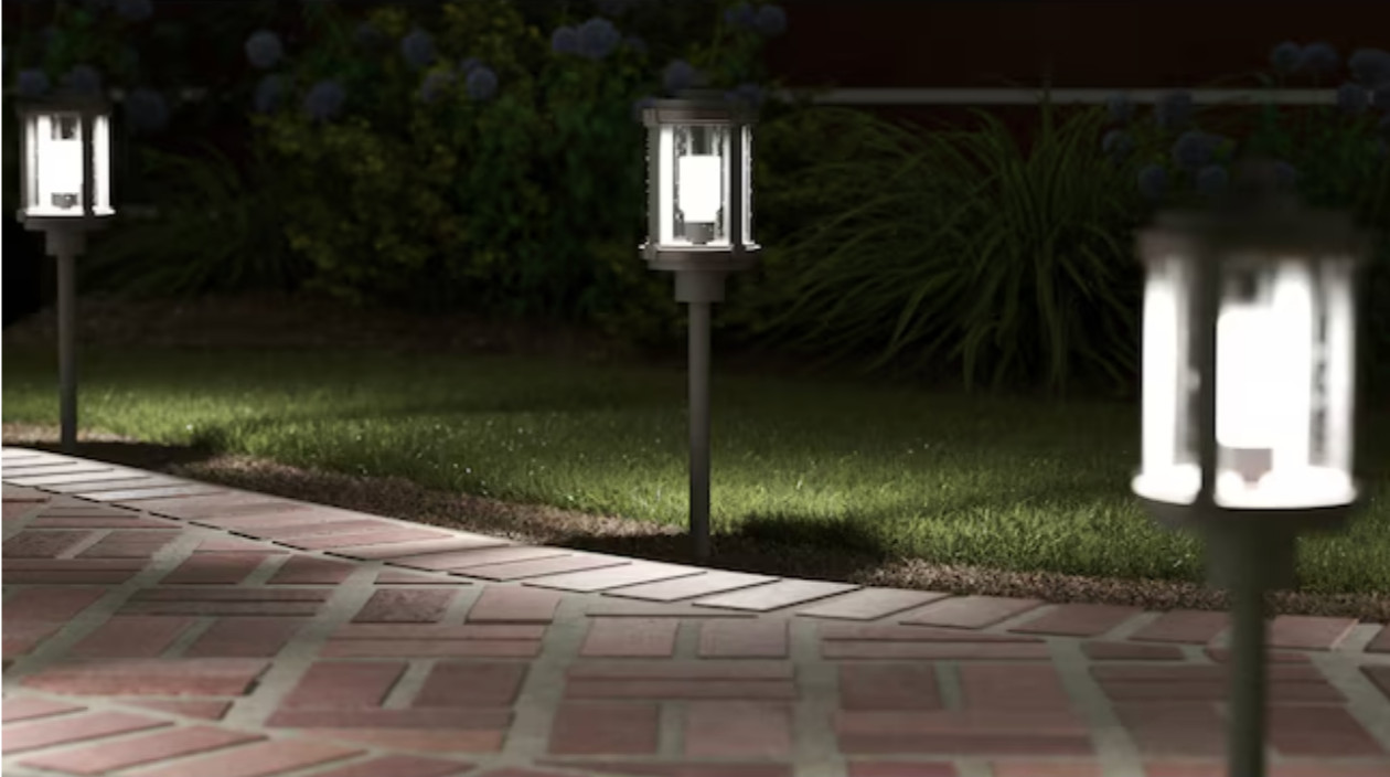 Kichler 180-Lumen 2-Watt Low Voltage Hardwired LED Outdoor Bronze Path Light