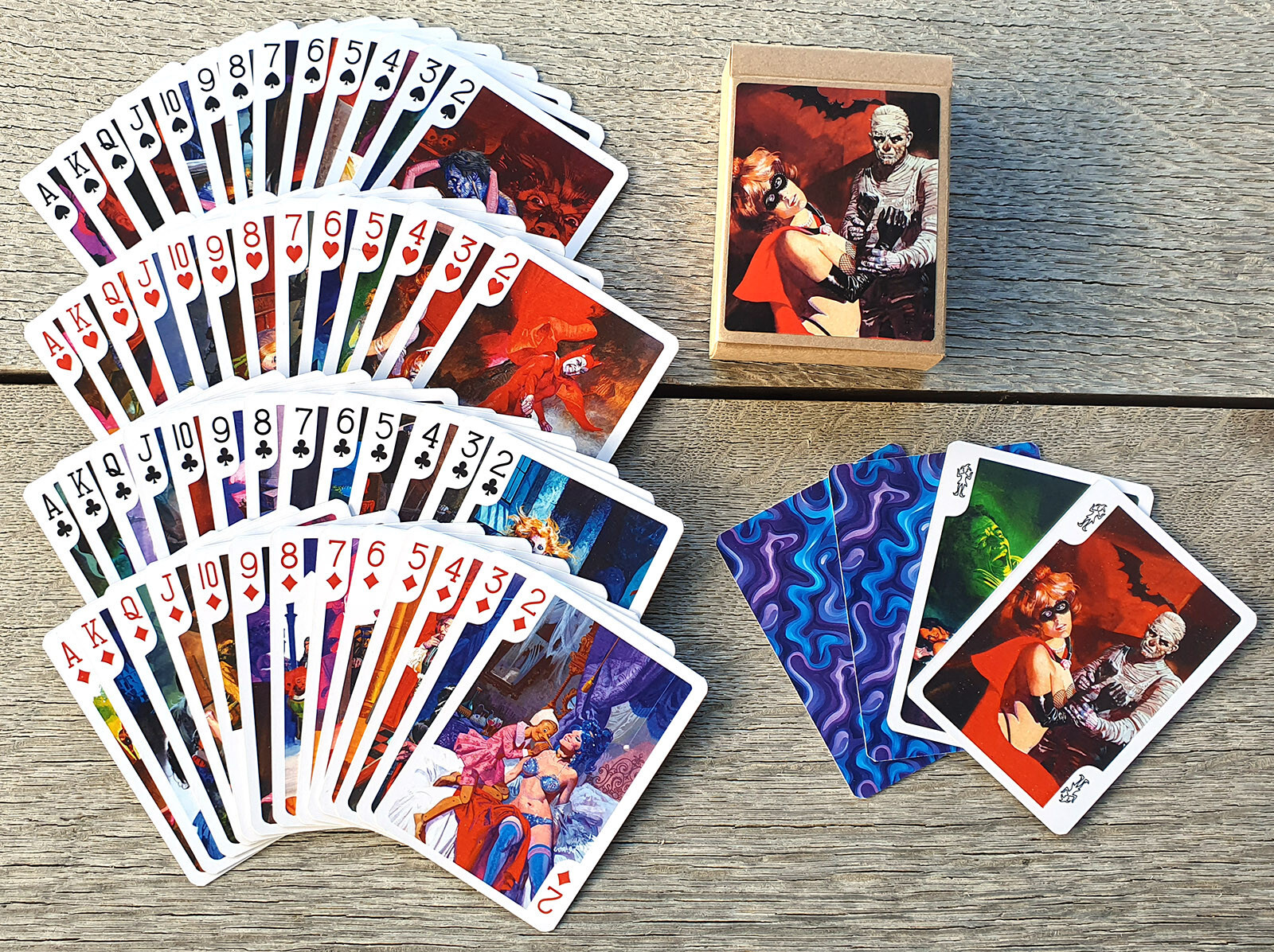 Playing Cards (Poker Deck 54 Cards) Pulp Horror Beauties Vintage Pin-Up Art 177
