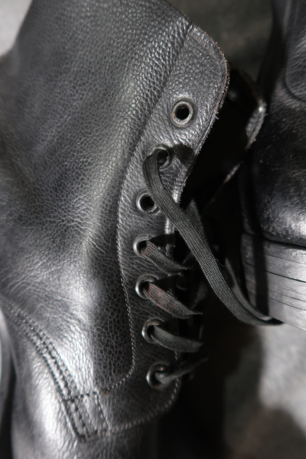 WW2 BRITISH ARMY AMMO BOOTS HOBNAILED LEATHER SOLES SIZE 9