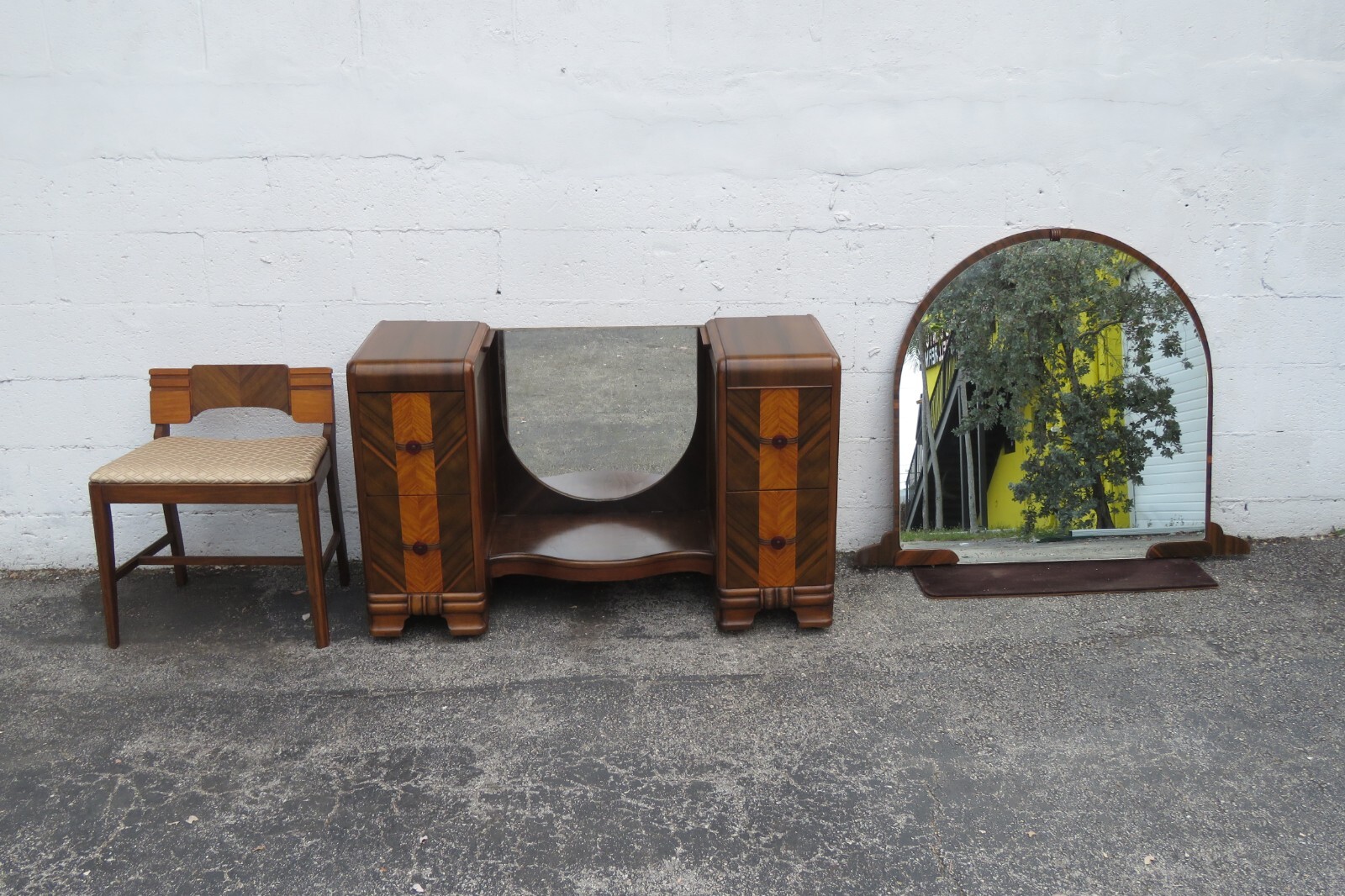 1920s Art Deco Vanity Makeup Table and Stool 5431