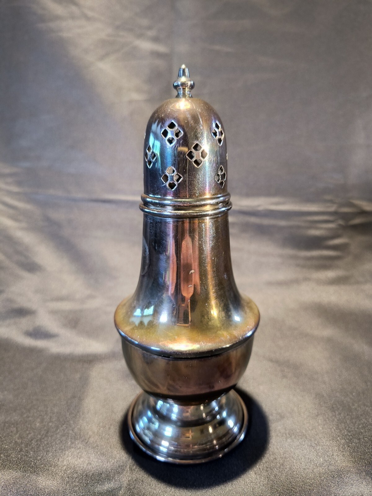 Vintage Sugar Shaker 7 1/8 inches "Silverplated England 16" Elegant Dining