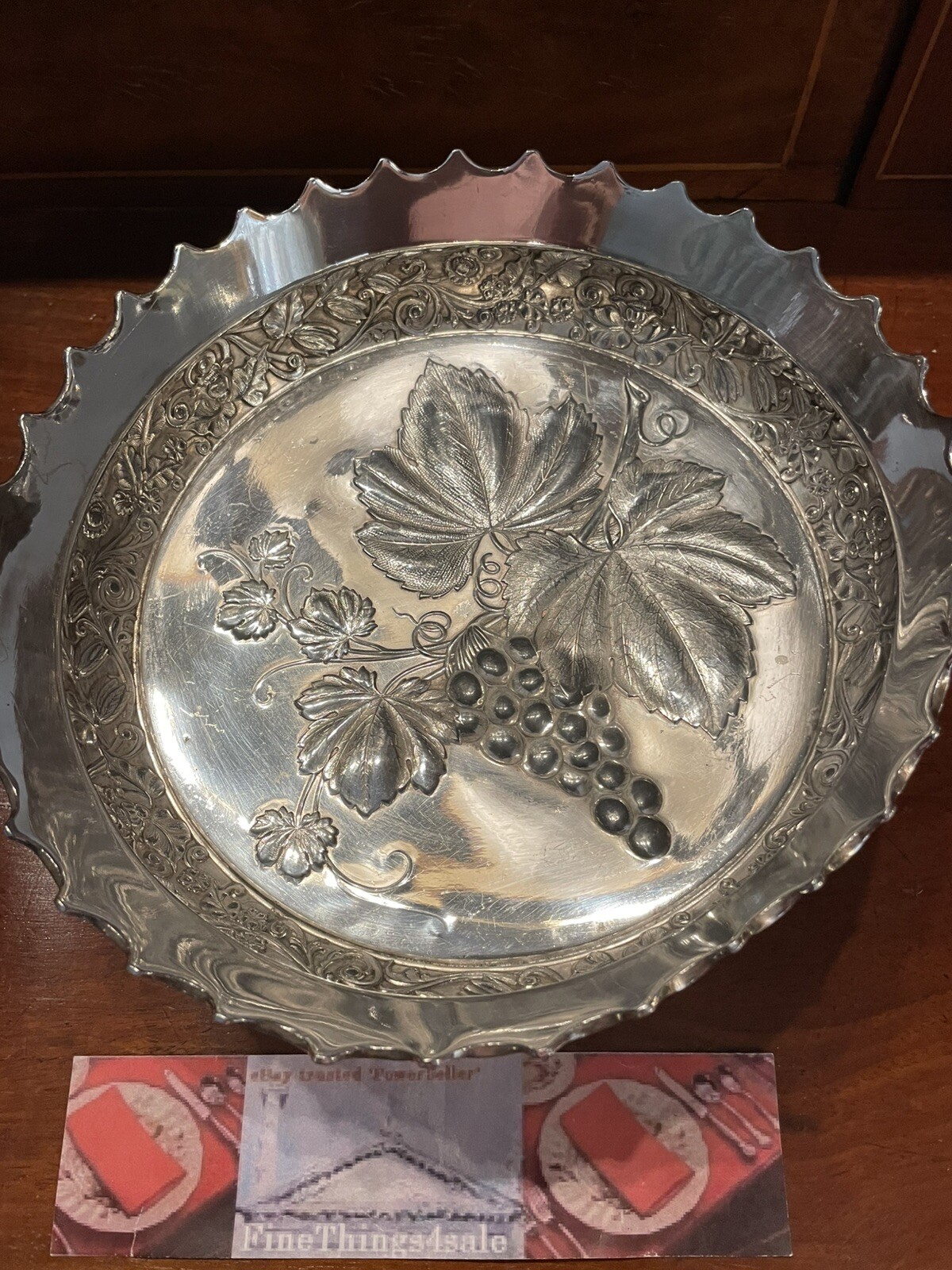 1800s SHABBY CHIC VICTORIAN WILCOX SILVER COMPOTE FOOTED CENTER BOWL GRAPE MOTIF
