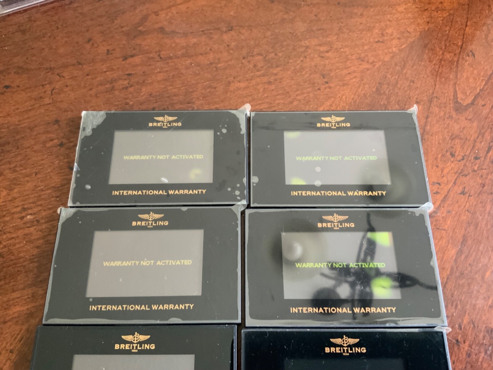 Breitling WATCH INTERNATIONAL GUARANTEE OPEN NOT ACTIVATED