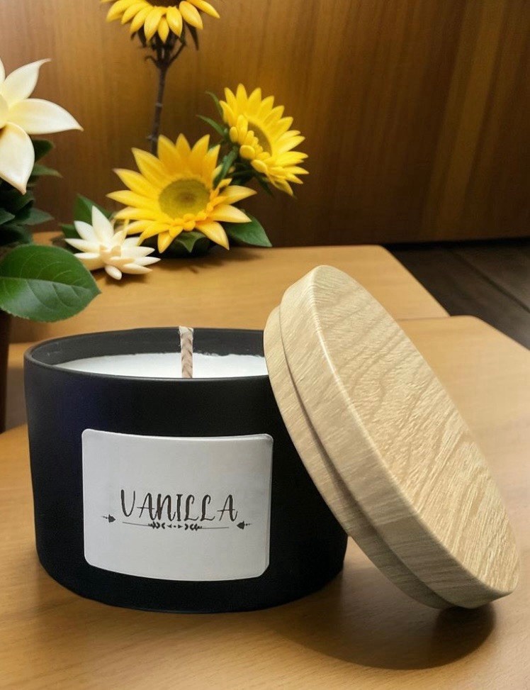 Vanilla Scented Candle