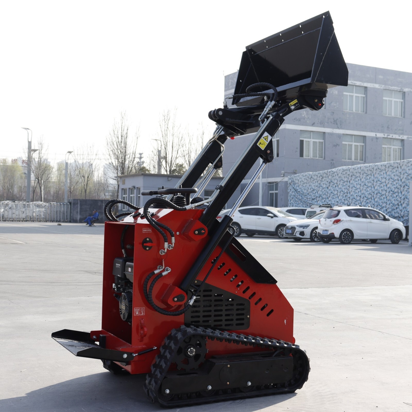 13.5HP Hydraulic Mini Skid Steer Loader Stand-On Track Garden