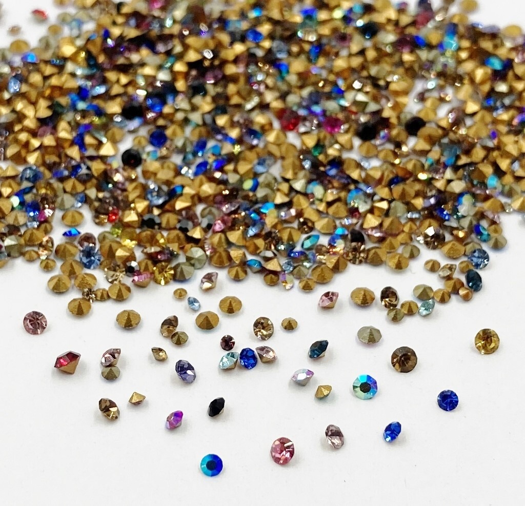400 Vintage Preciosa Crystal 1mm. To 2mm. Tiny Rhinestones - Jewelry Repair J51