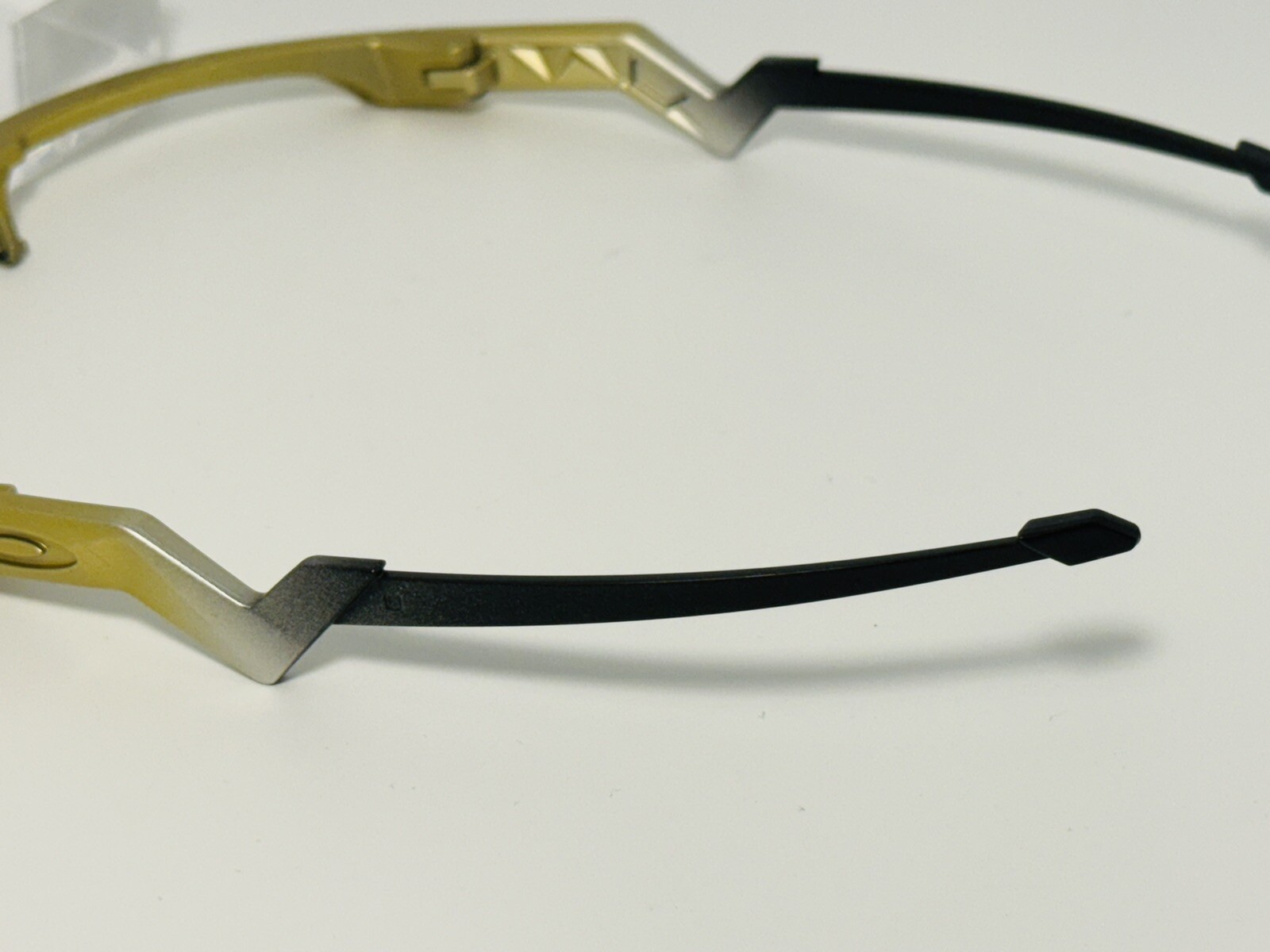 Oakley Resistor Patrick Mahomes Youth Sunglasses Bare Frame Only!! Gold Fade