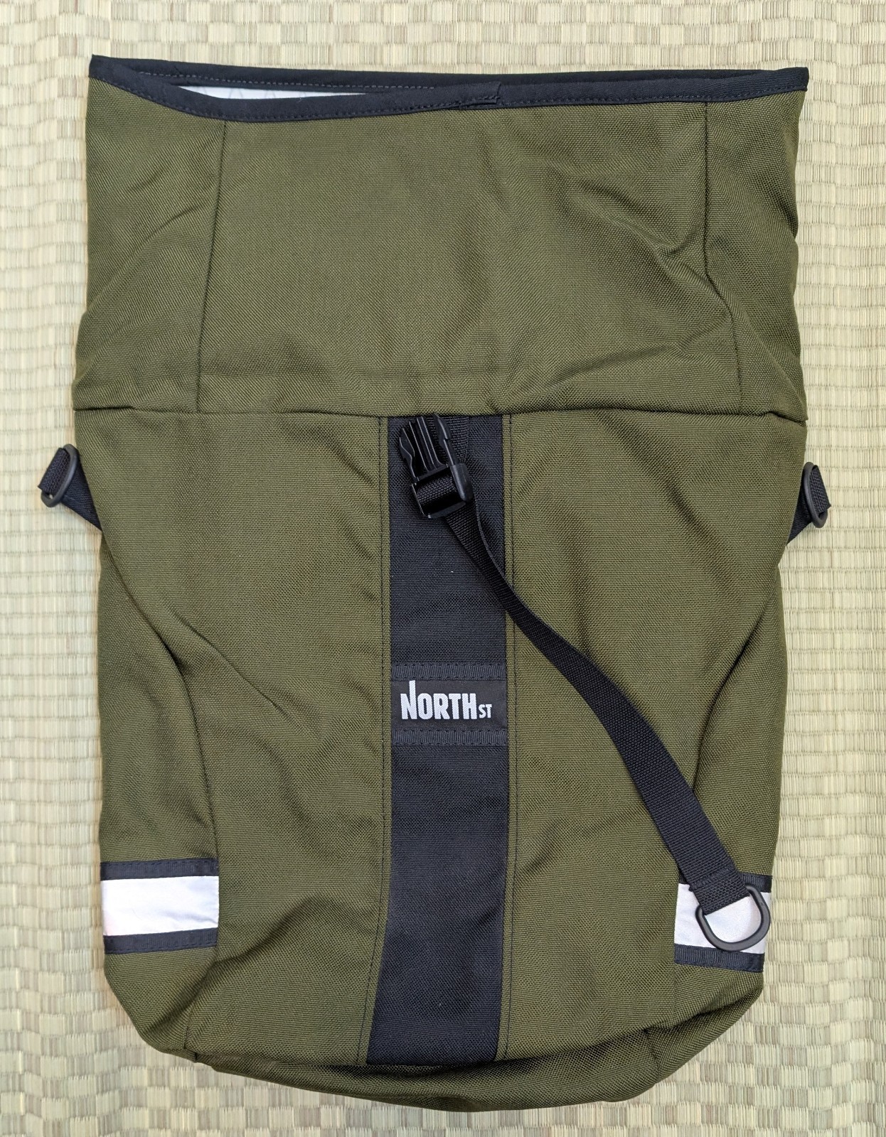 LNWOT SOLD OUT North Street Route Six 15.5L Pannier Green Made in USA