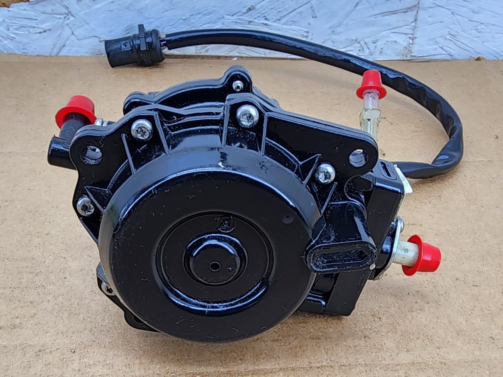 90-250 HP Johnson Evinrude OEM VRO Fuel/Oil Pump Assy 1993-2001 5004554