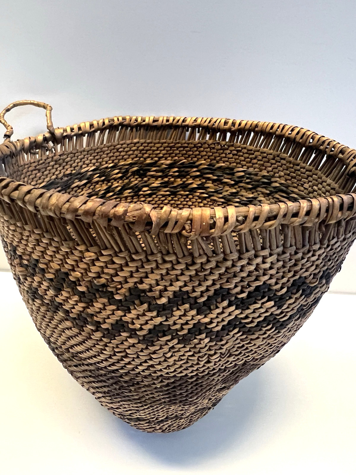 Antique Native American Indian Burden Basket; Late 1890's- 1900s; Lot # F10