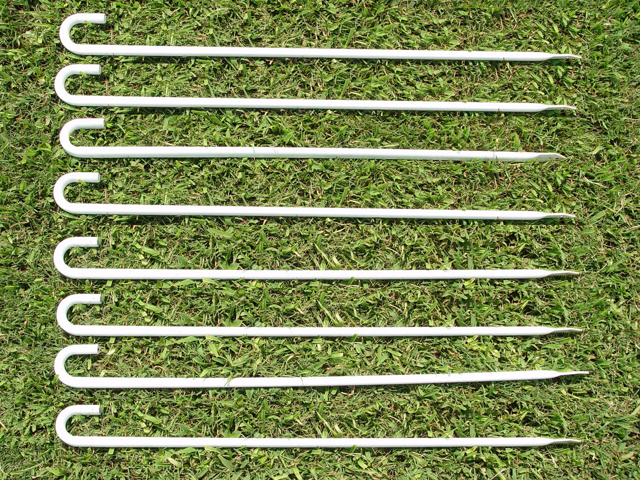 Dog Agility Tunnel with Stakes (18' long, 8 J-Metal Stakes, Navy Blue)