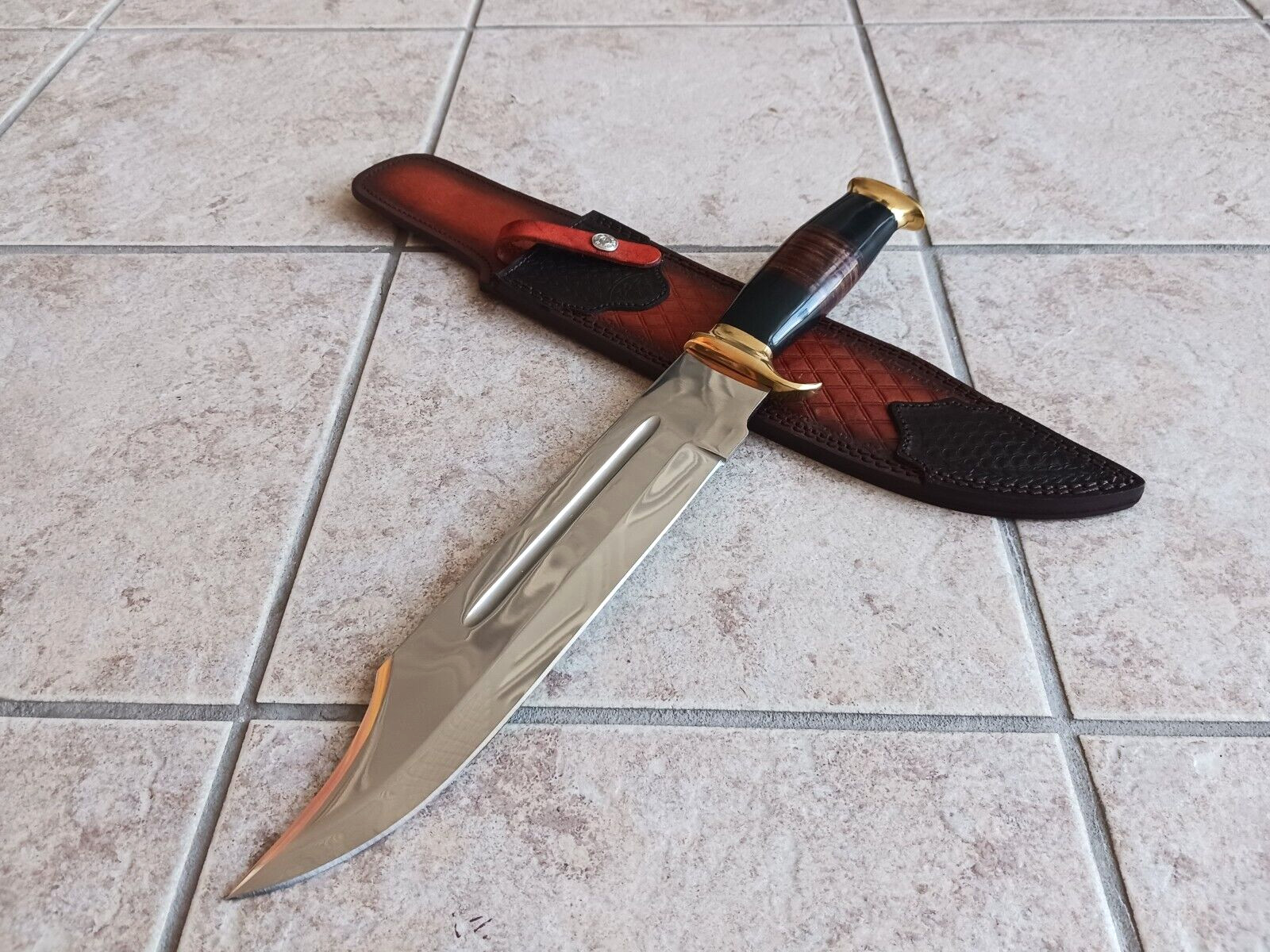 Massive Crocodile Dundee Bowie Knife 18" OA + Leather Sheath, Classic!