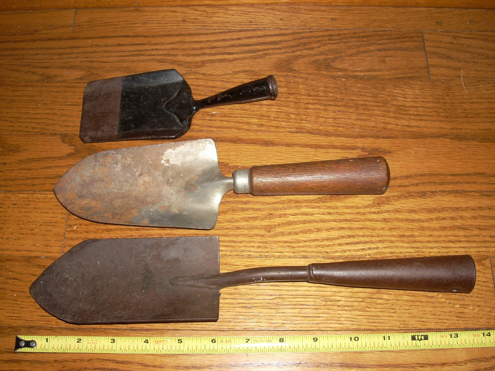 Vintage Lot of 3 Small Shovel Garden Spade’s Well Made.